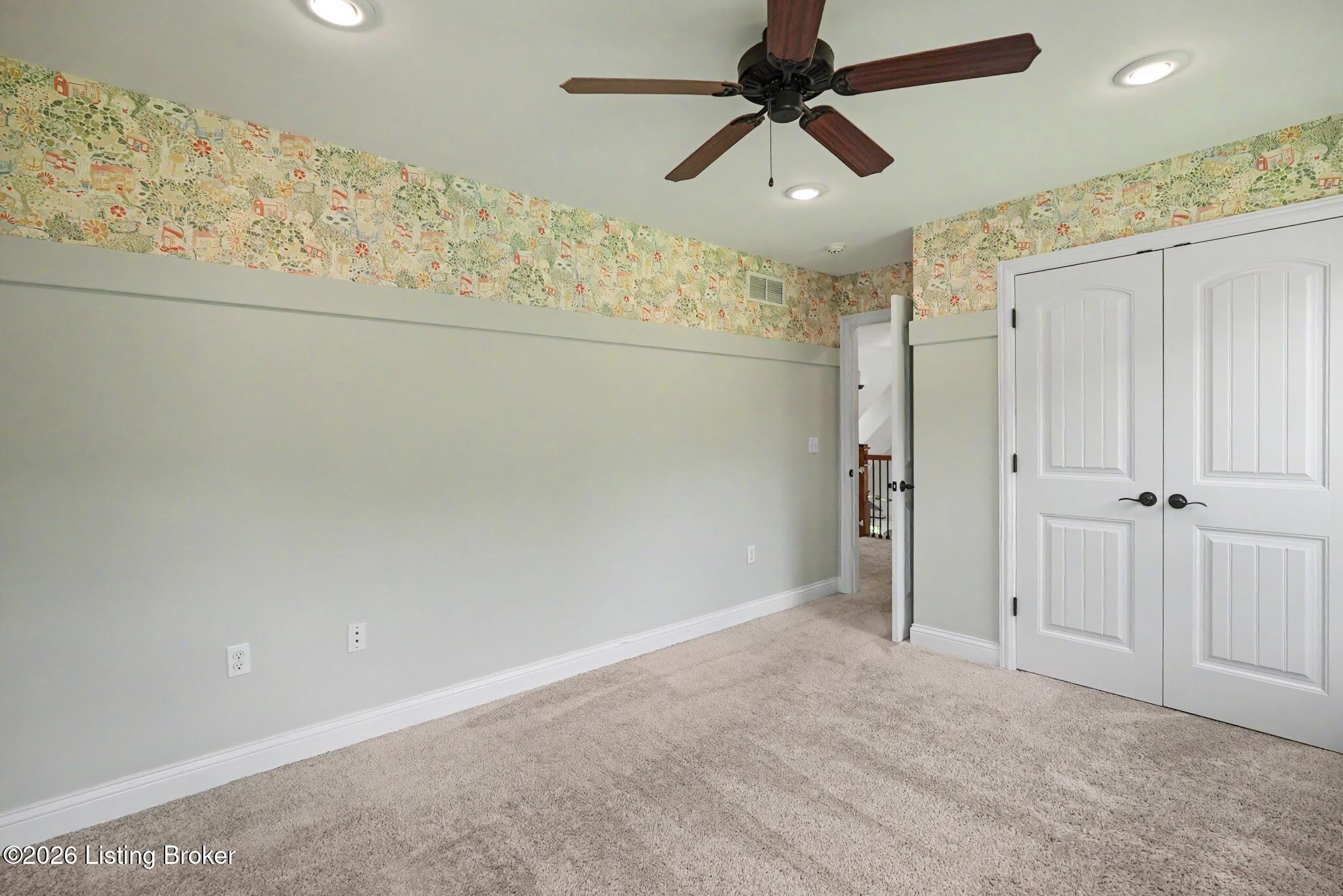 966 E Main St Property Photo 61