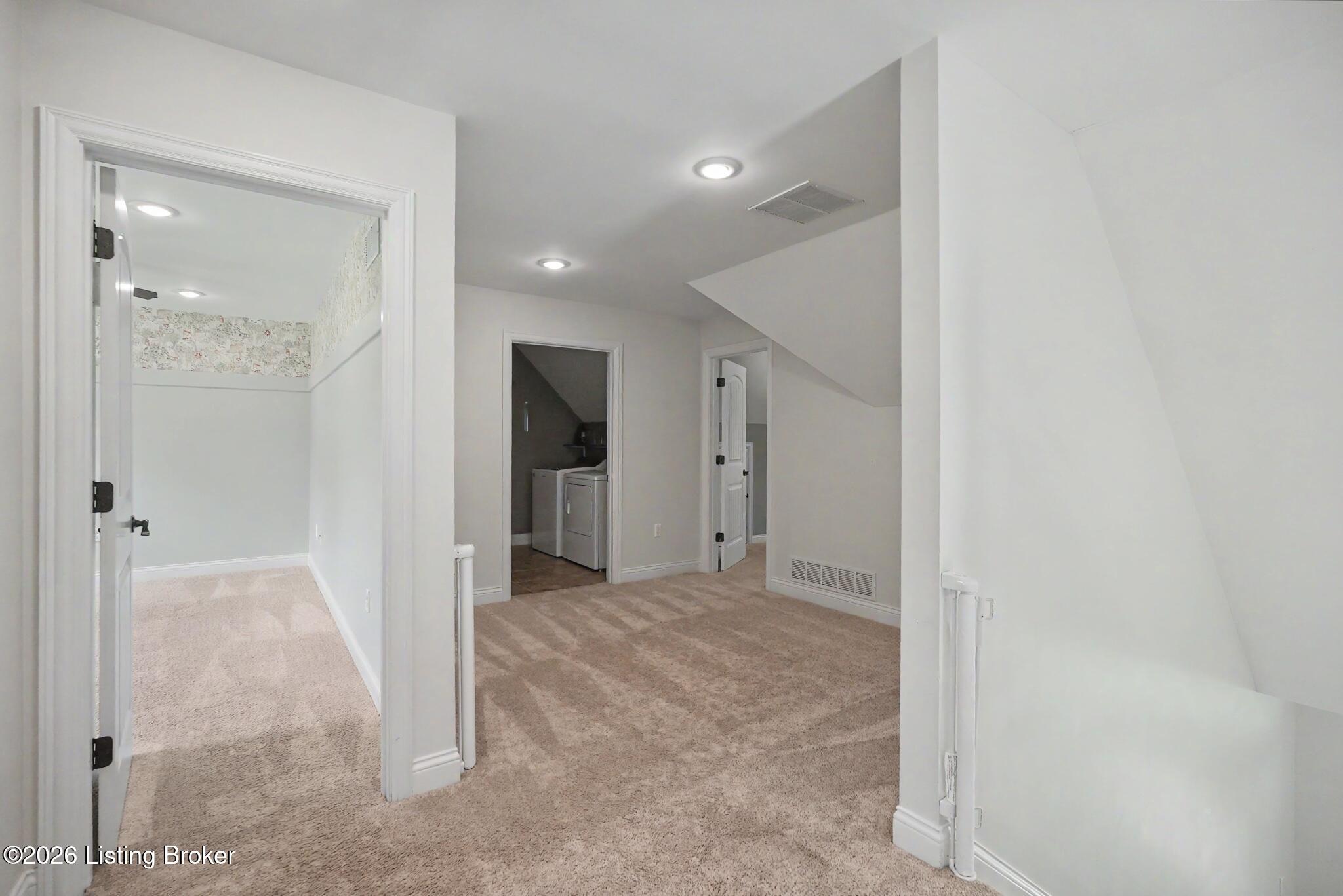 966 E Main St Property Photo 62