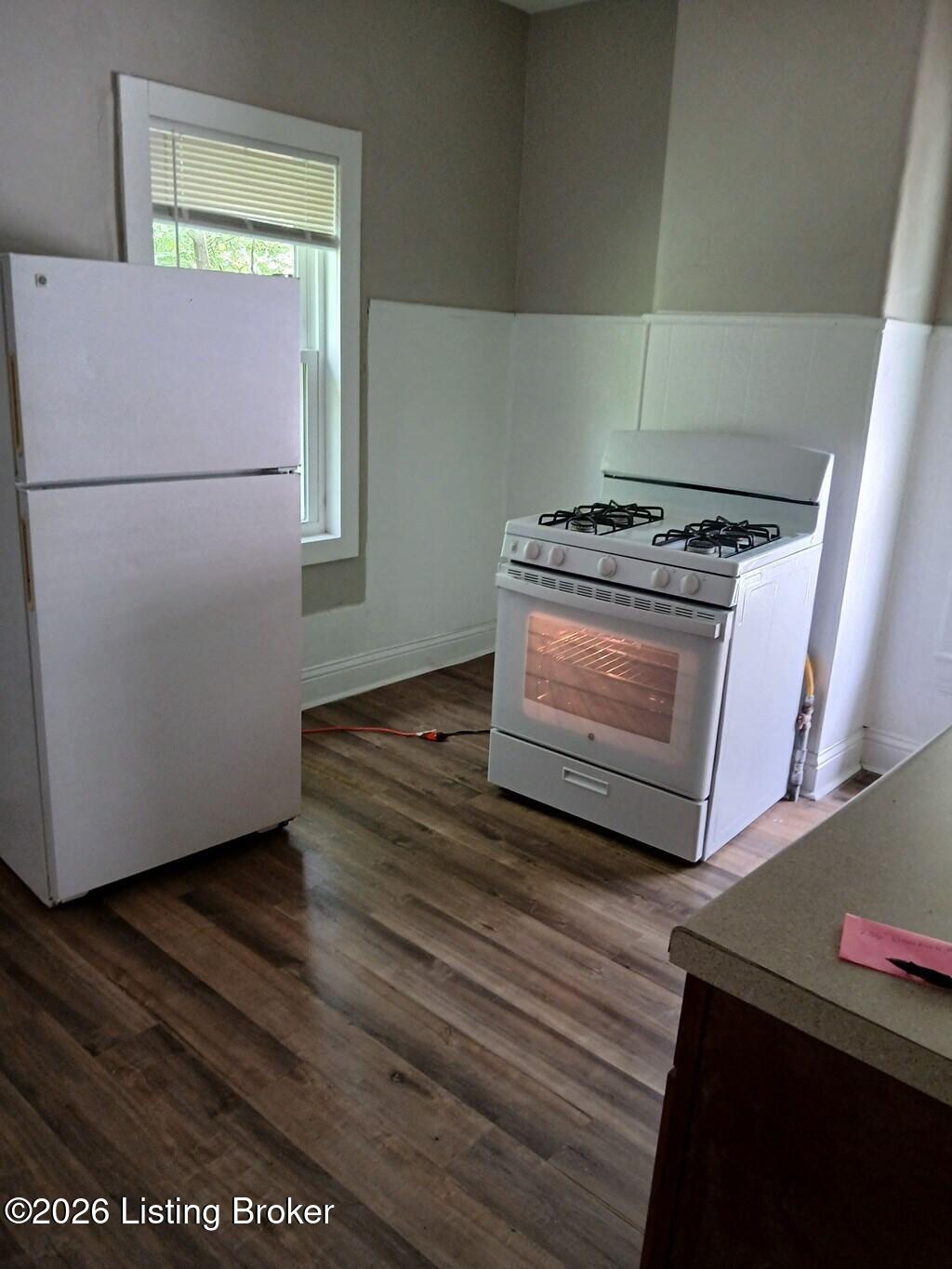 736 Dearborn Ave Property Photo 13