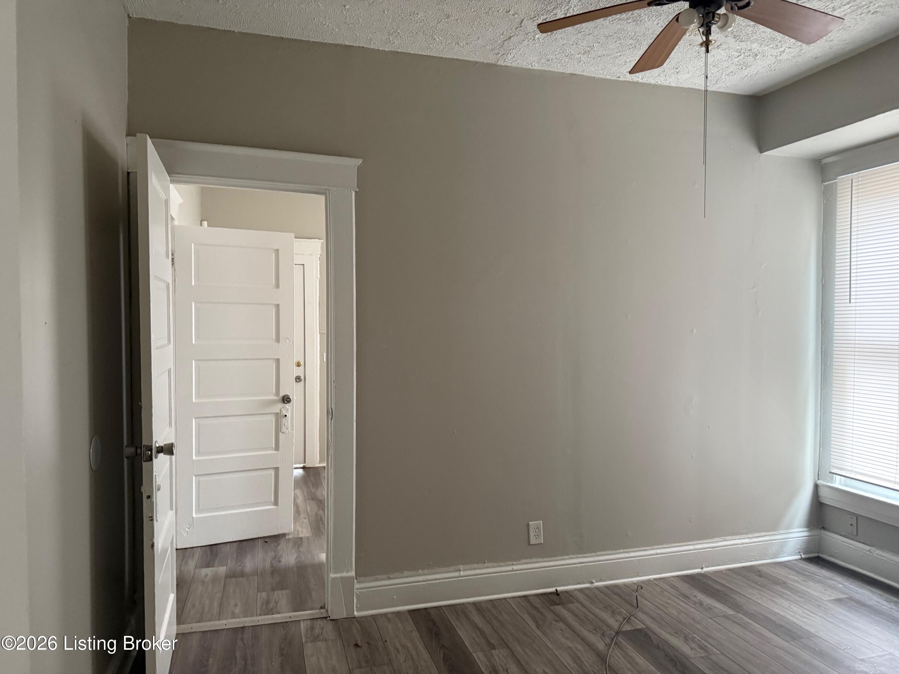 736 Dearborn Ave Property Photo 14