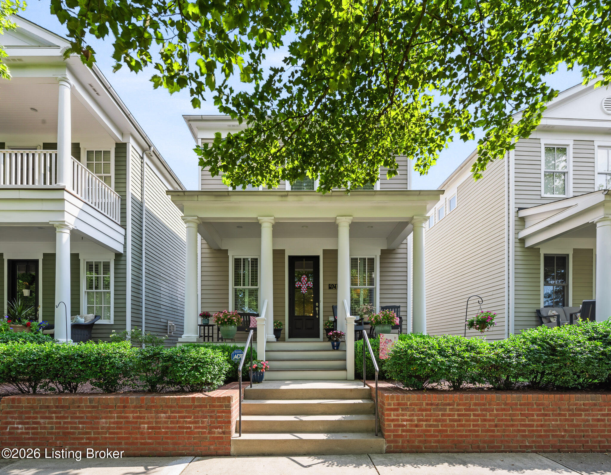 9211 Featherbell Blvd Property Photo 1