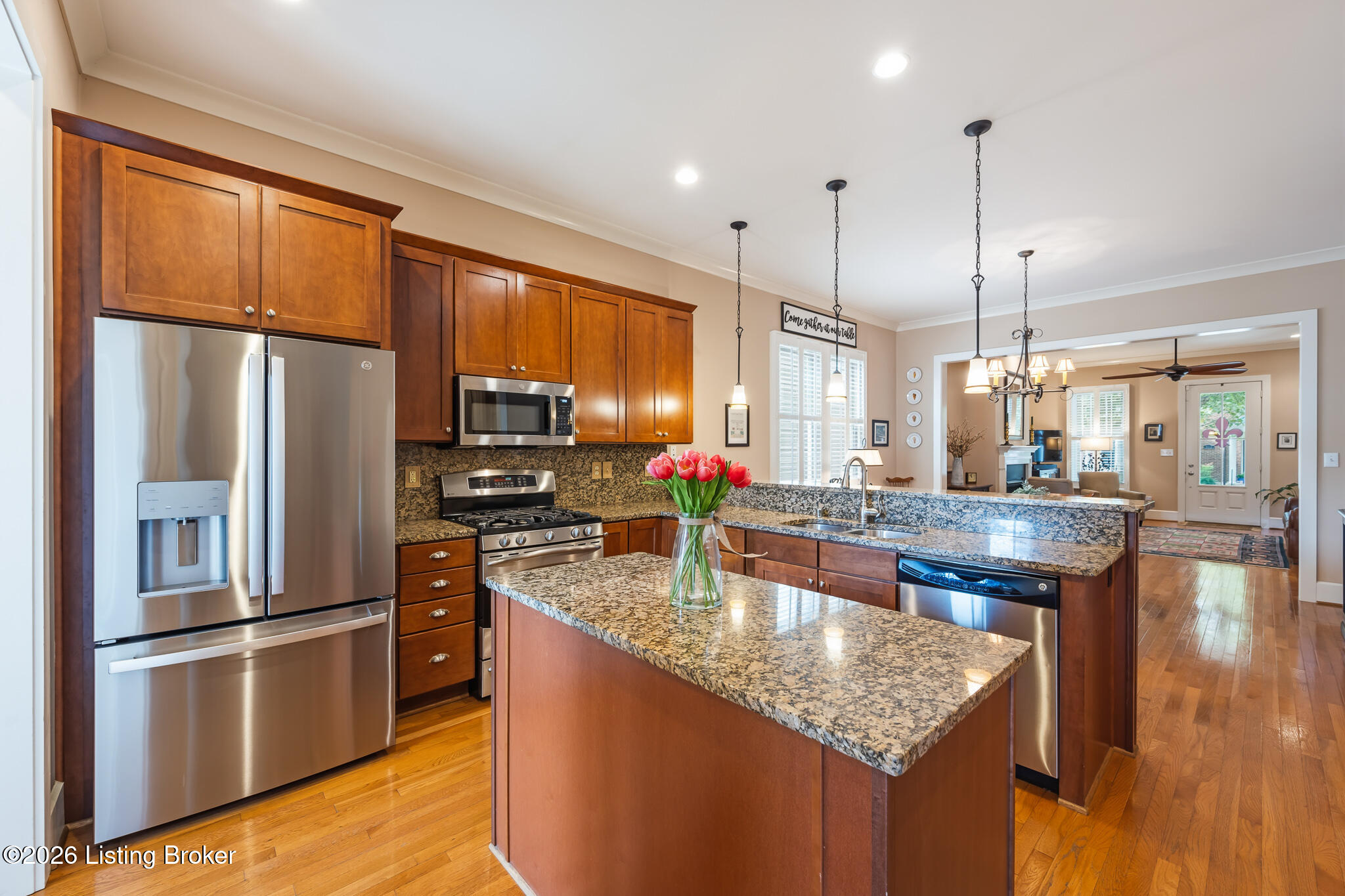9211 Featherbell Blvd Property Photo 13