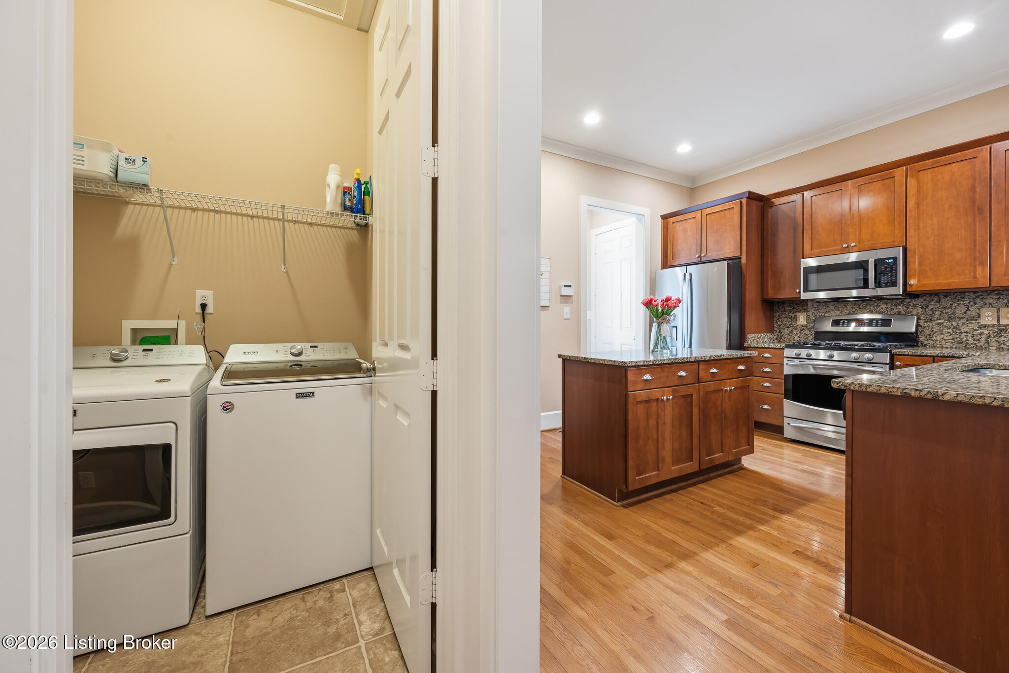 9211 Featherbell Blvd Property Photo 19