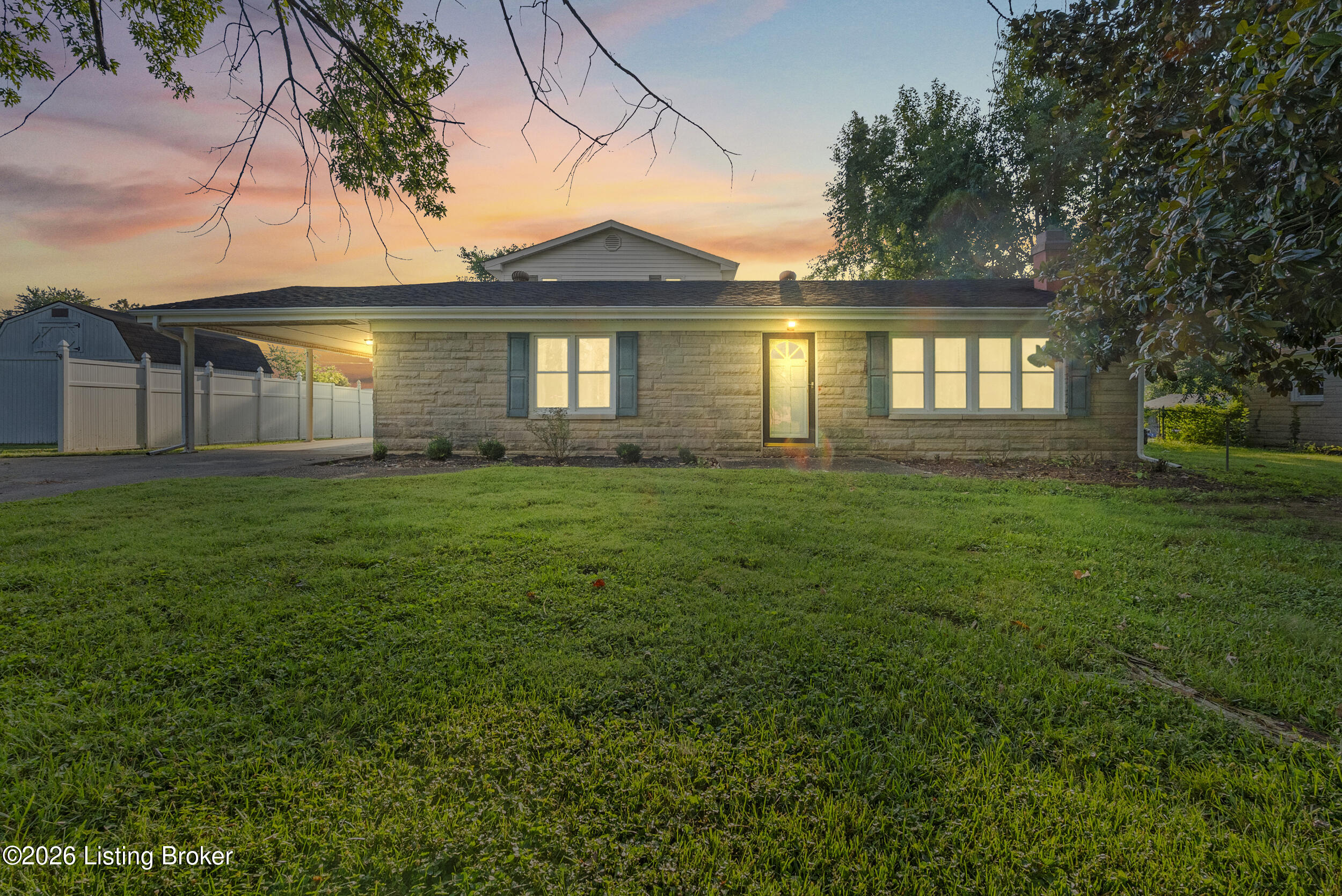 144 Harris Dr Property Photo 1