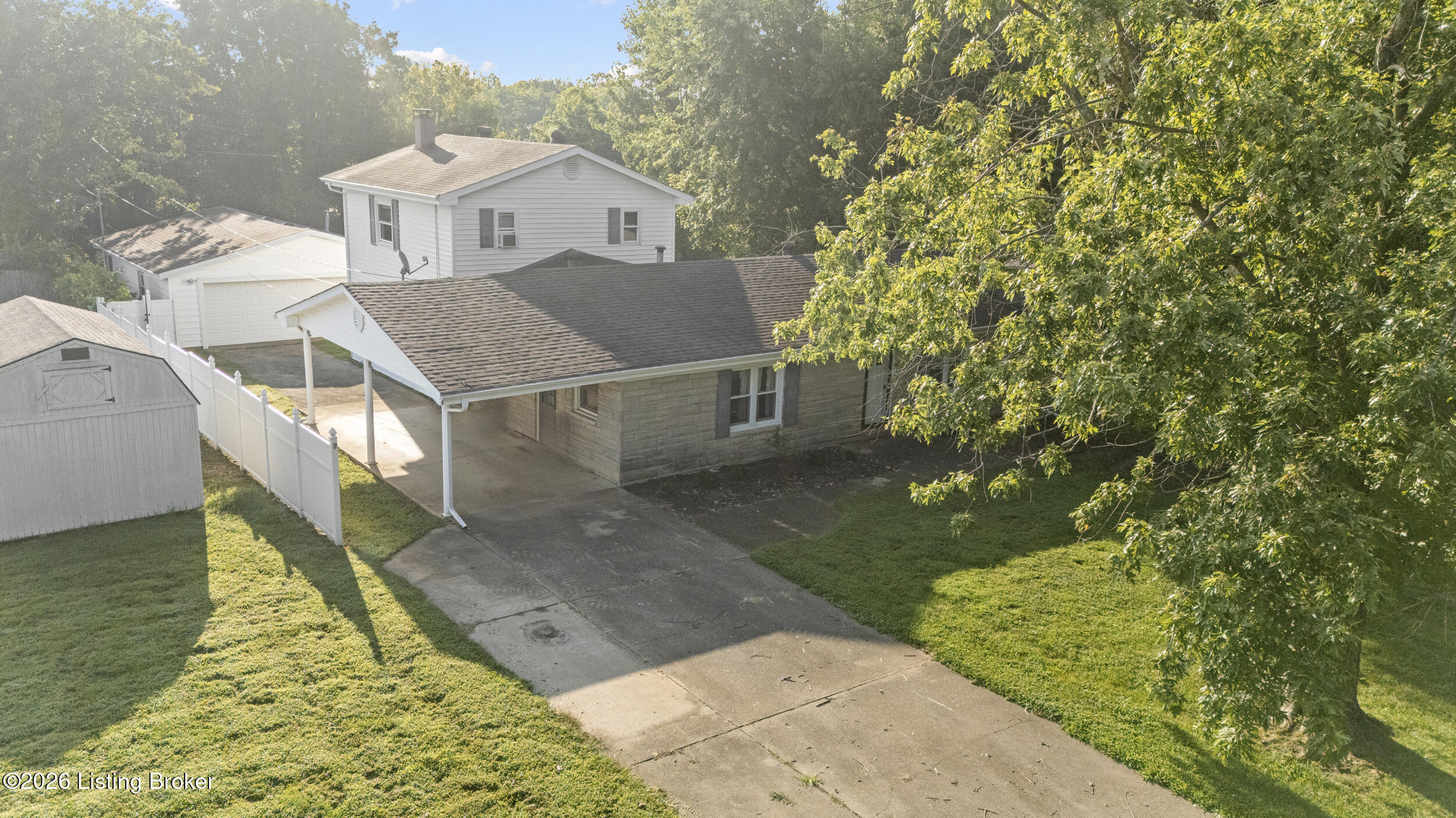 144 Harris Dr Property Photo 4