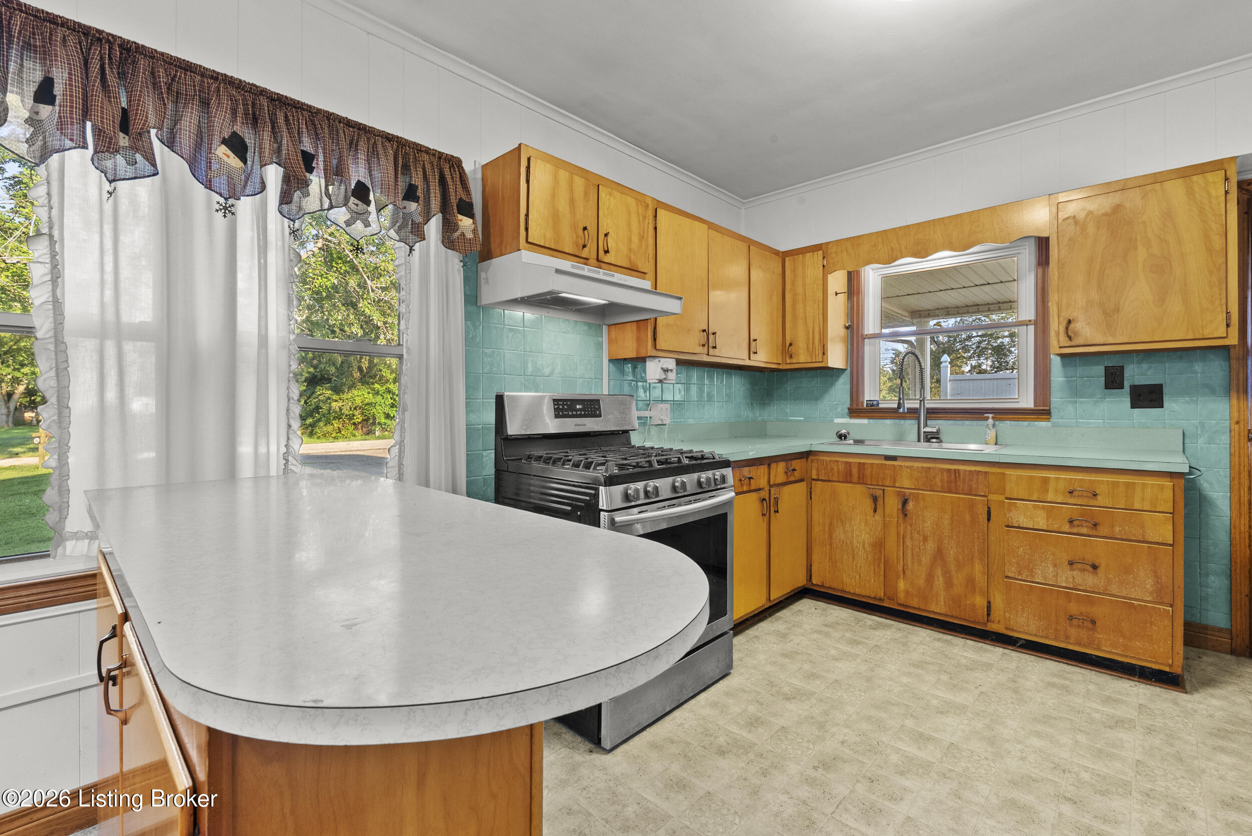 144 Harris Dr Property Photo 11