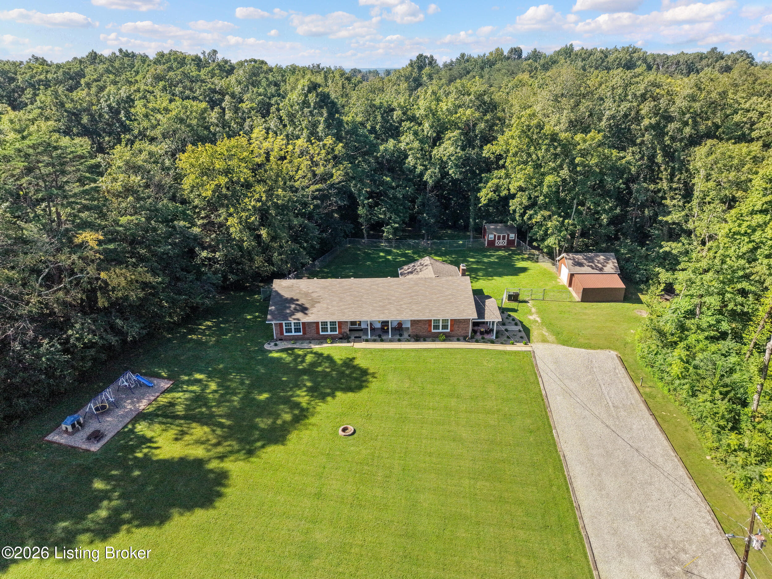191 Briarway Dr Property Photo 6