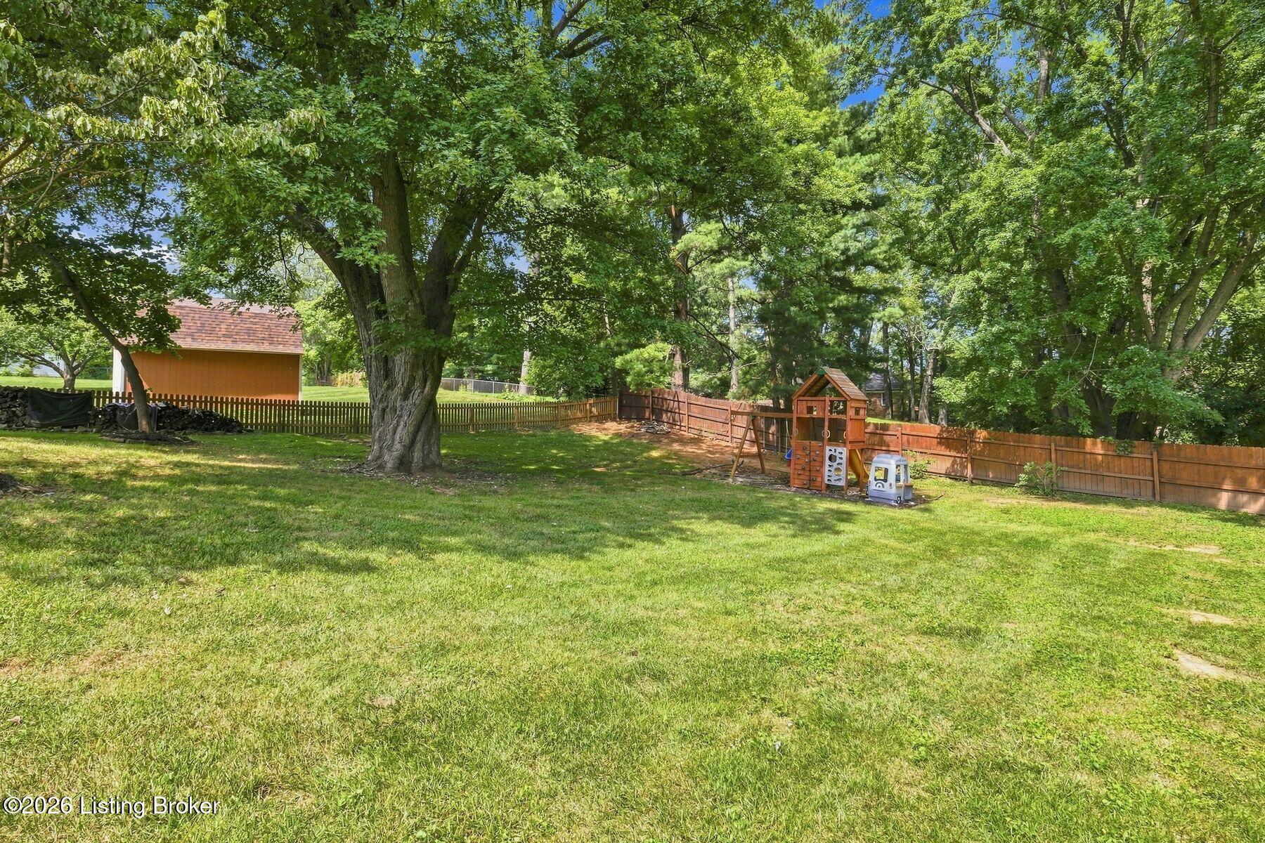 1003 Forest Ln Property Photo 44