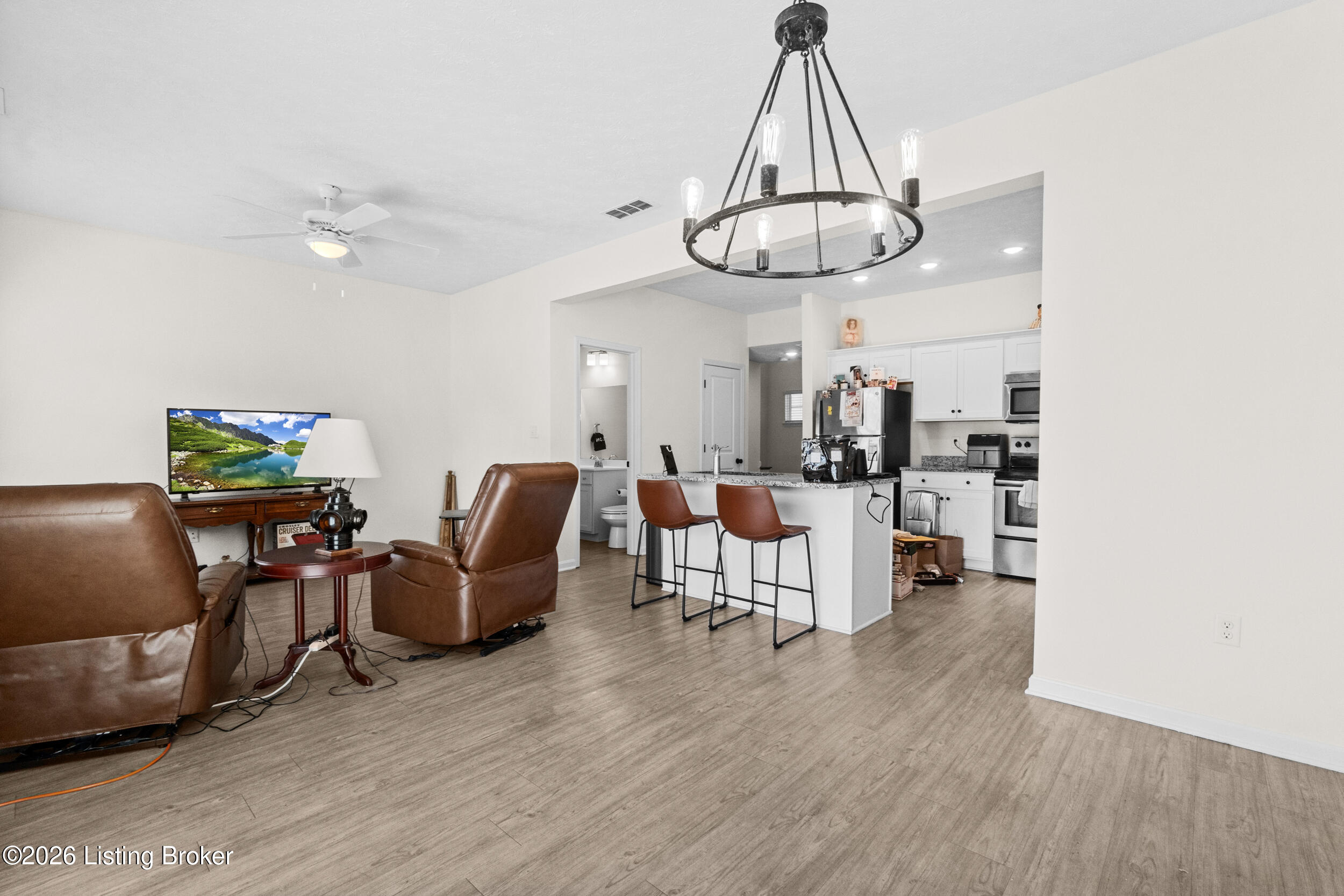 6122 Goalby Dr Property Photo 13