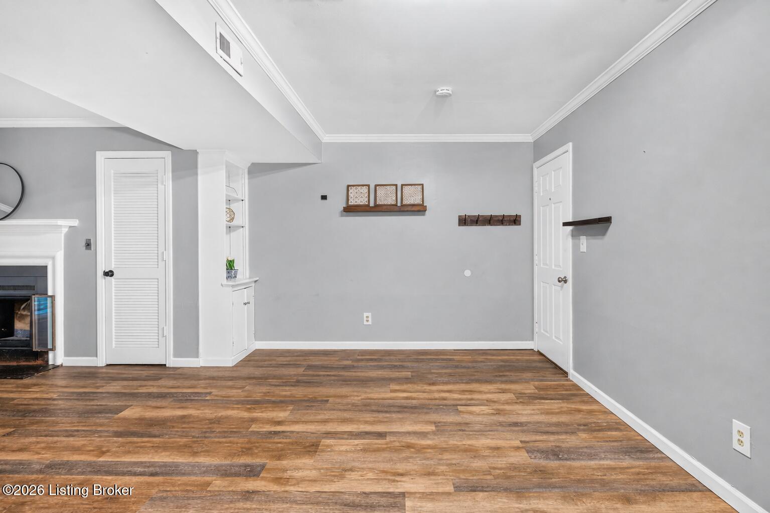 410 Mockingbird Valley Rd Apt 11 Property Photo 6