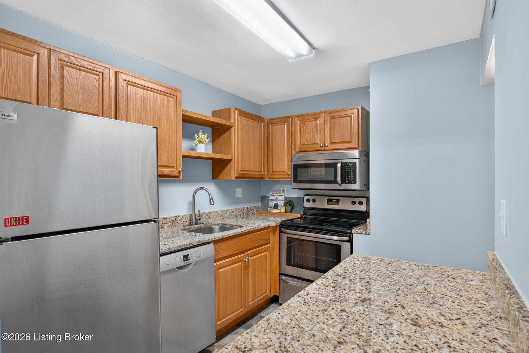 410 Mockingbird Valley Rd Apt 11 Property Photo 14