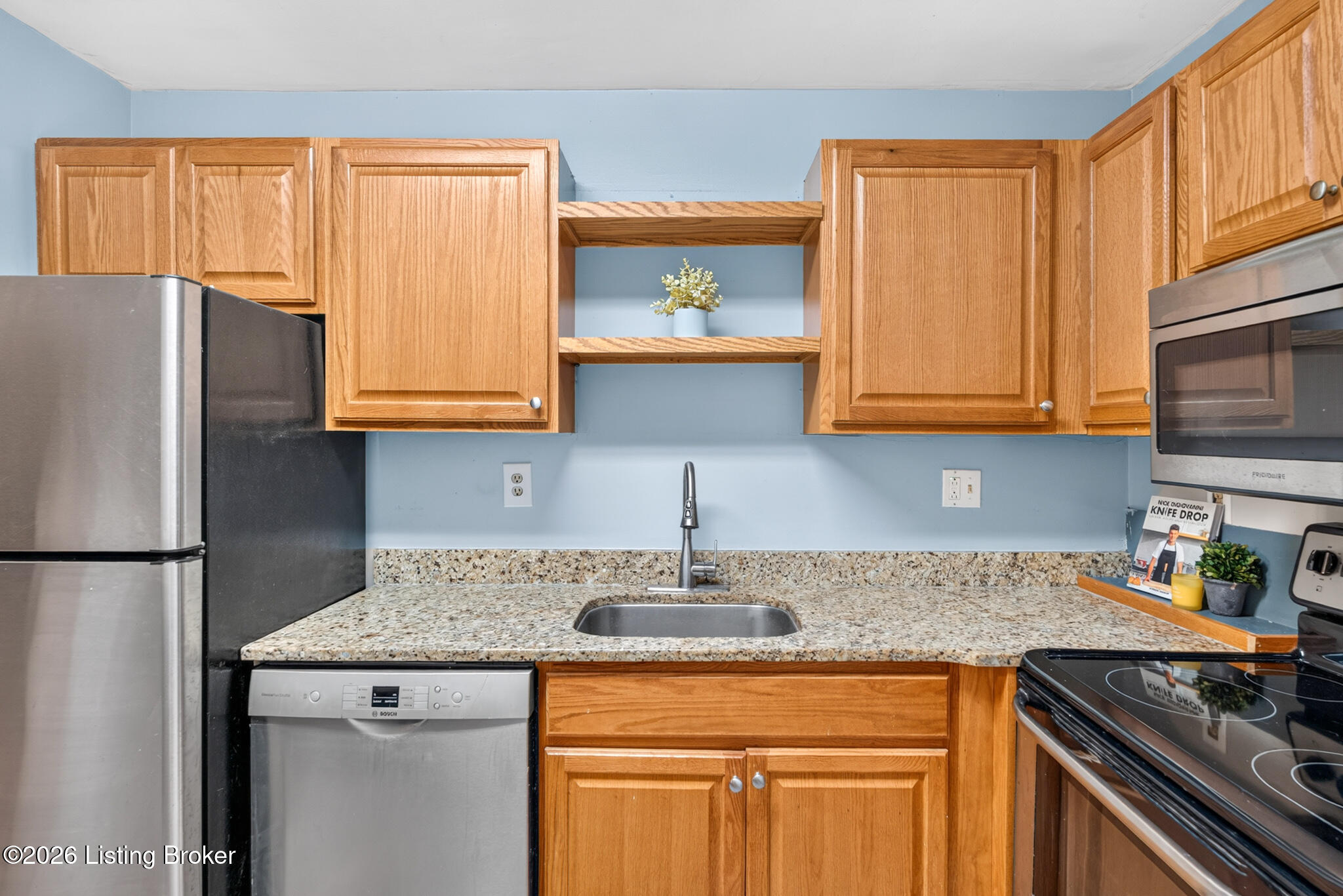 410 Mockingbird Valley Rd Apt 11 Property Photo 15