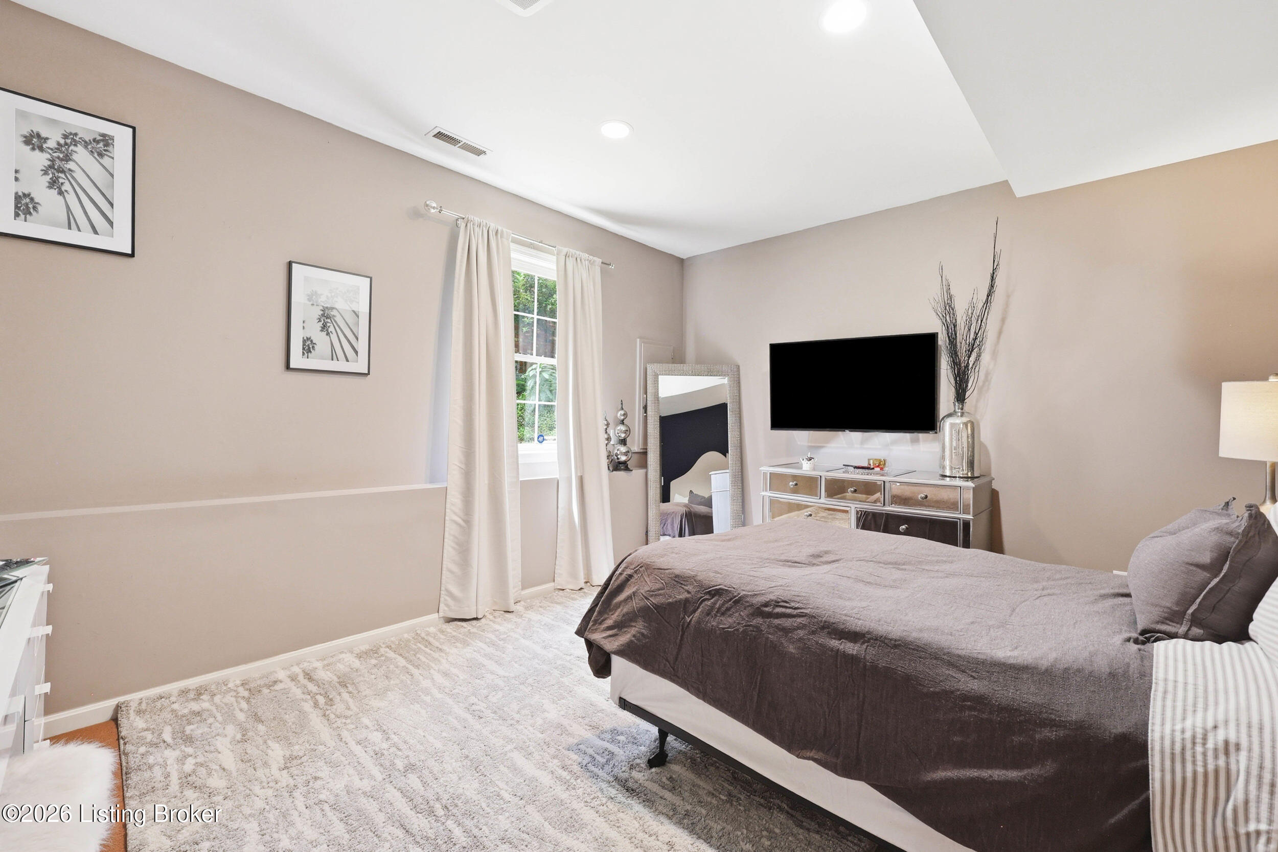 17120 Mallet Hill Dr Property Photo 40
