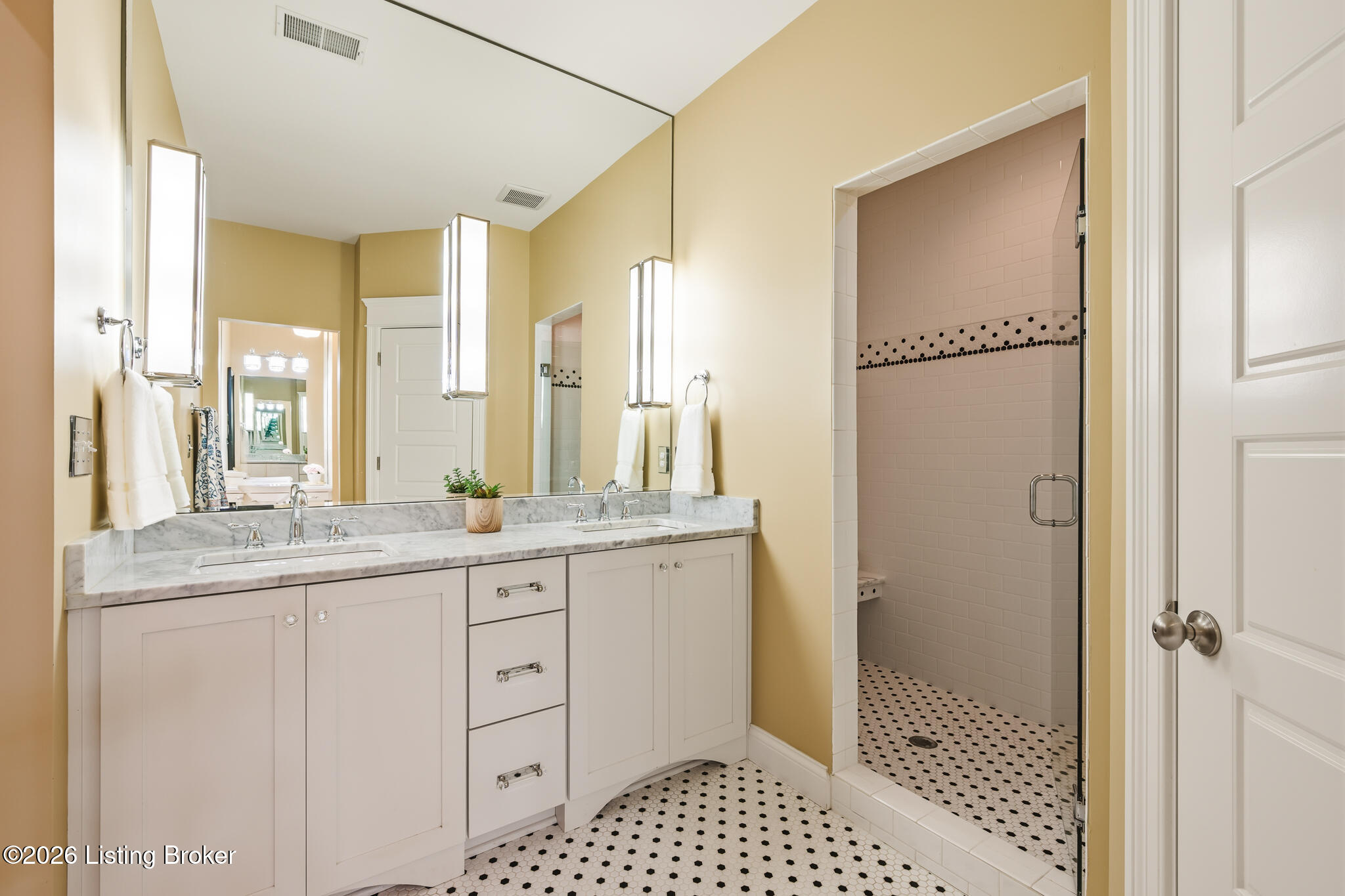 10809 Jimson St Property Photo 28