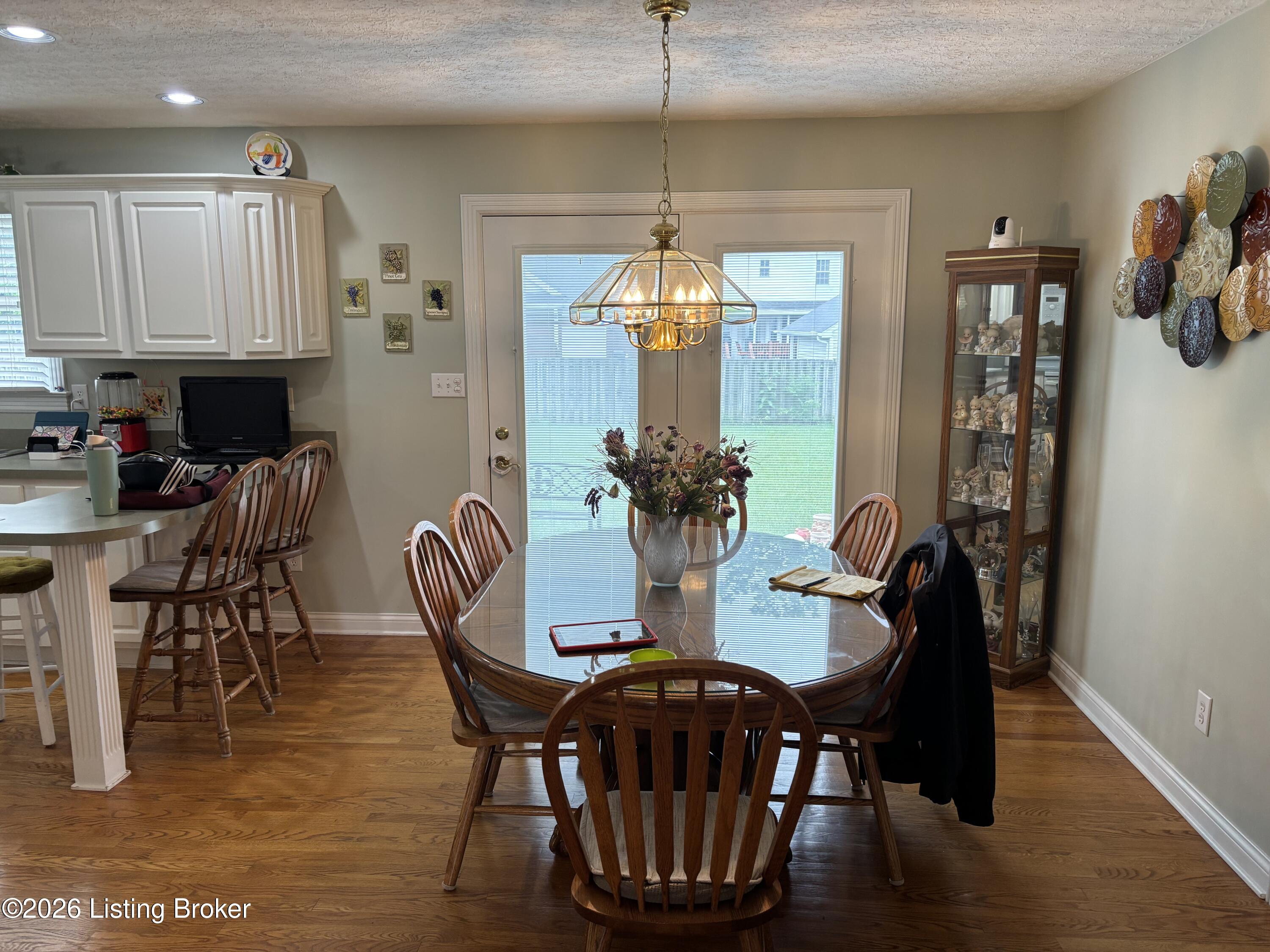 6406 Autumn Oak Way Property Photo 4