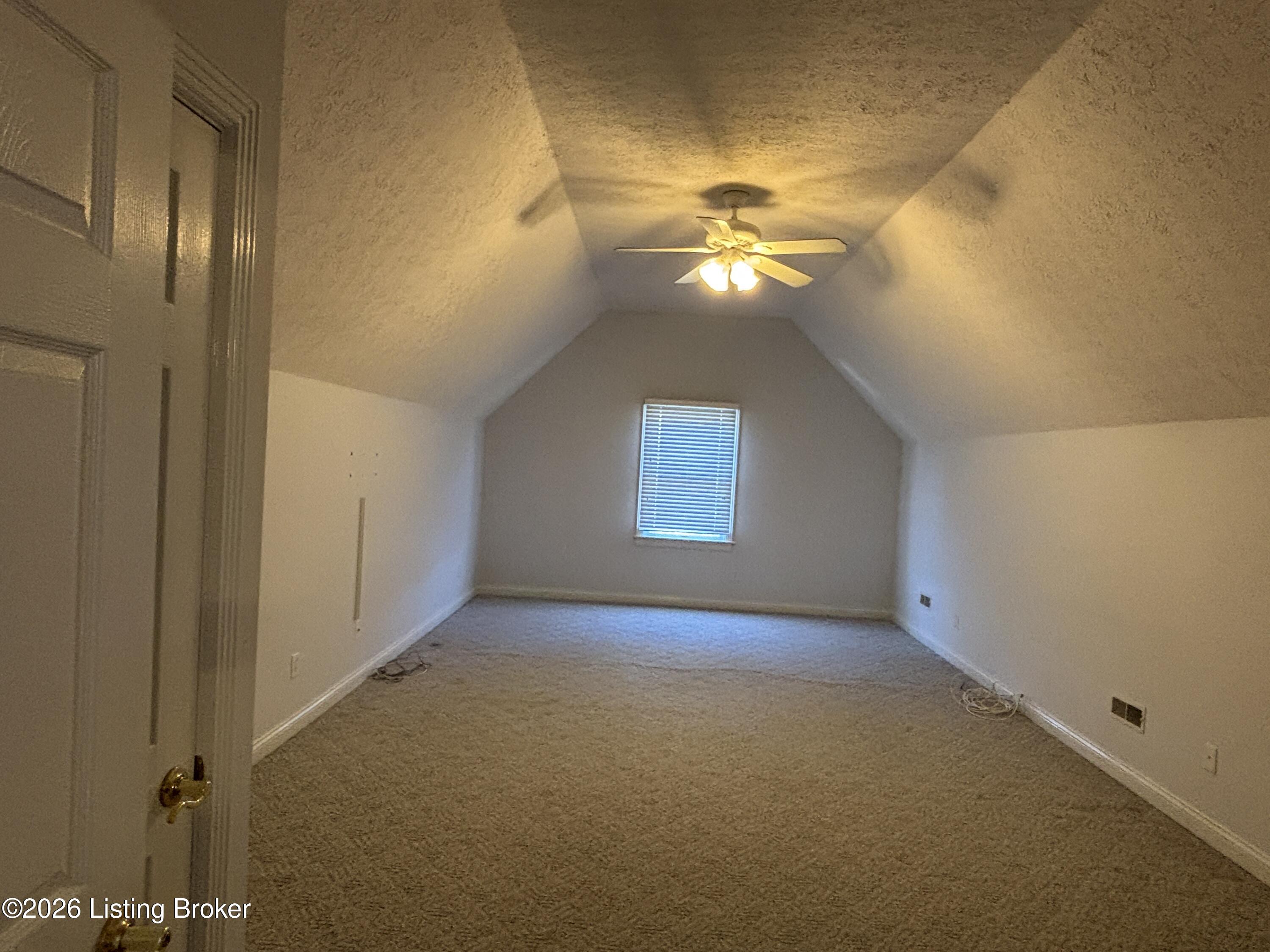 6406 Autumn Oak Way Property Photo 33