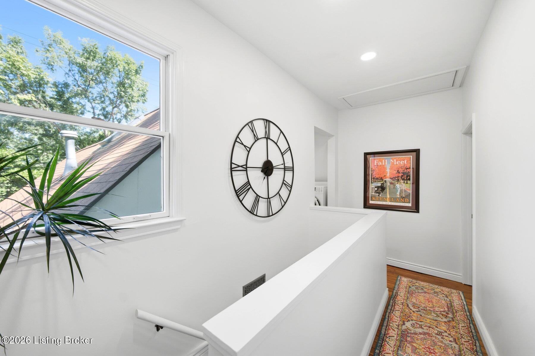 1326 E Breckinridge St Property Photo 13