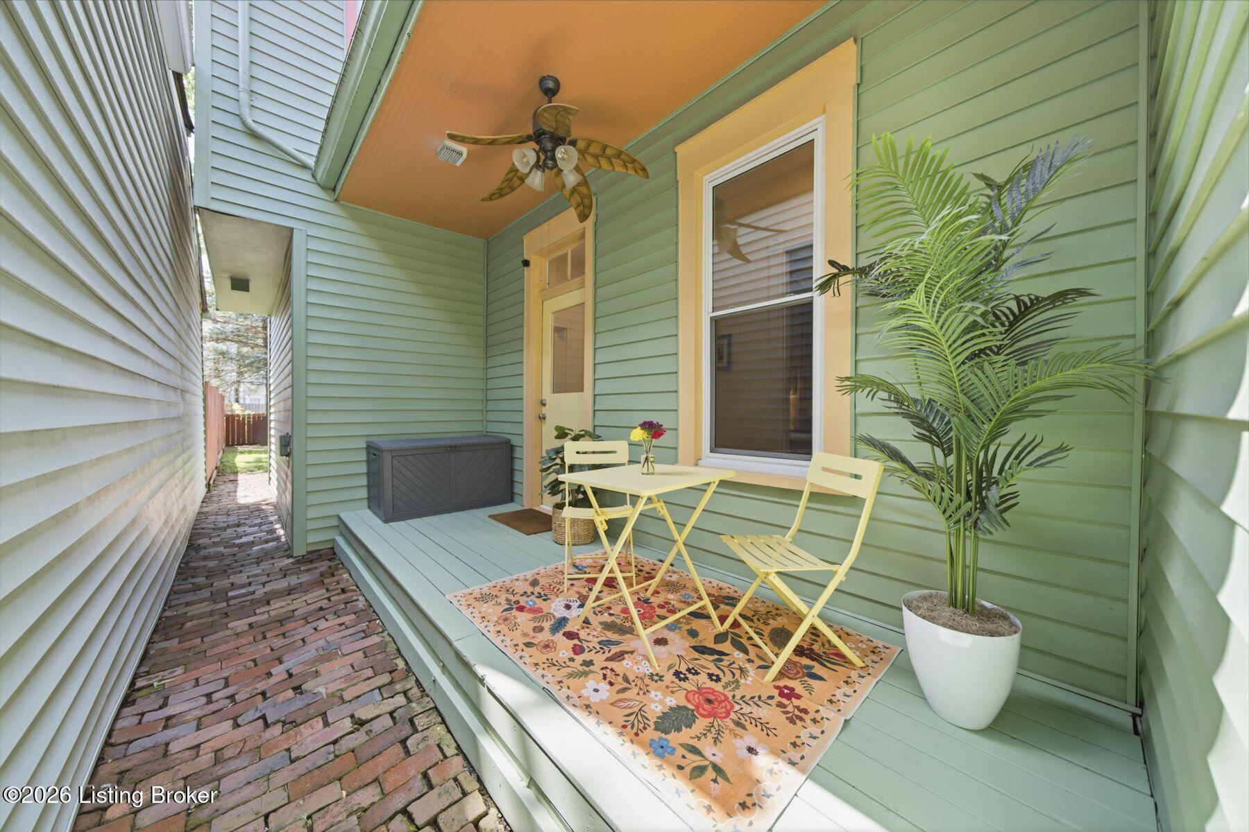 1326 E Breckinridge St Property Photo 21