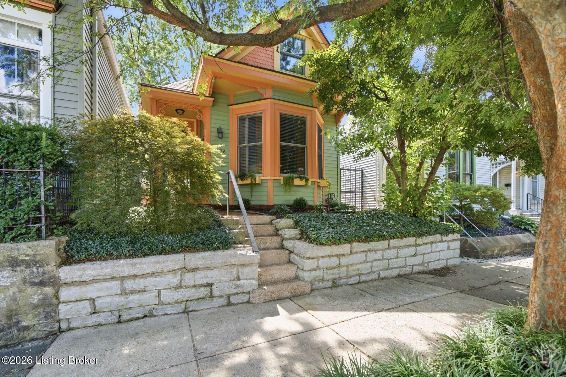 1326 E Breckinridge St Property Photo 29