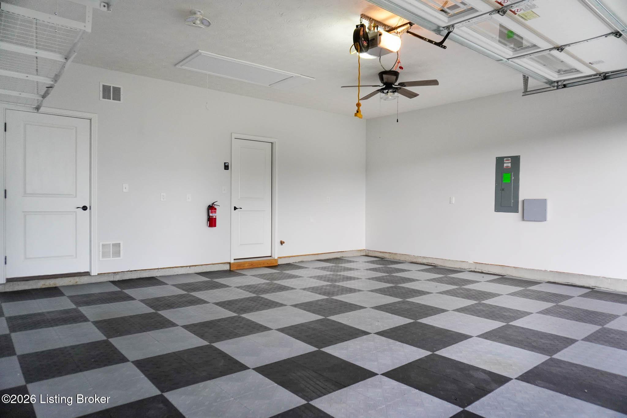 2821 Alder Wood Ln Property Photo 41
