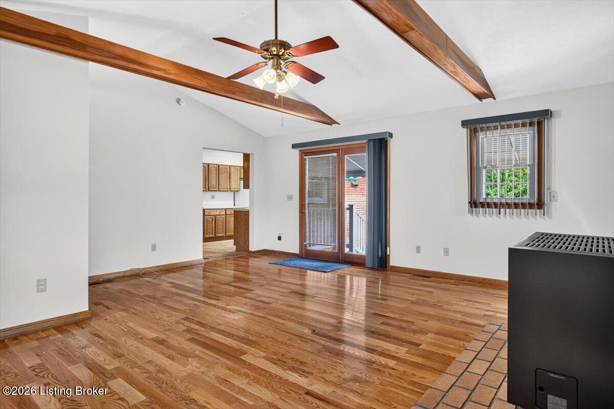 7306 Lorenzo Ln Property Photo 14