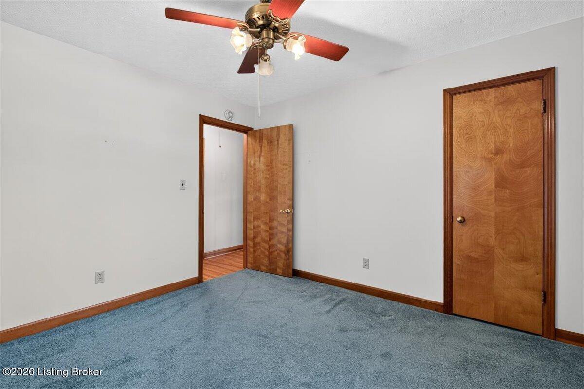 7306 Lorenzo Ln Property Photo 23