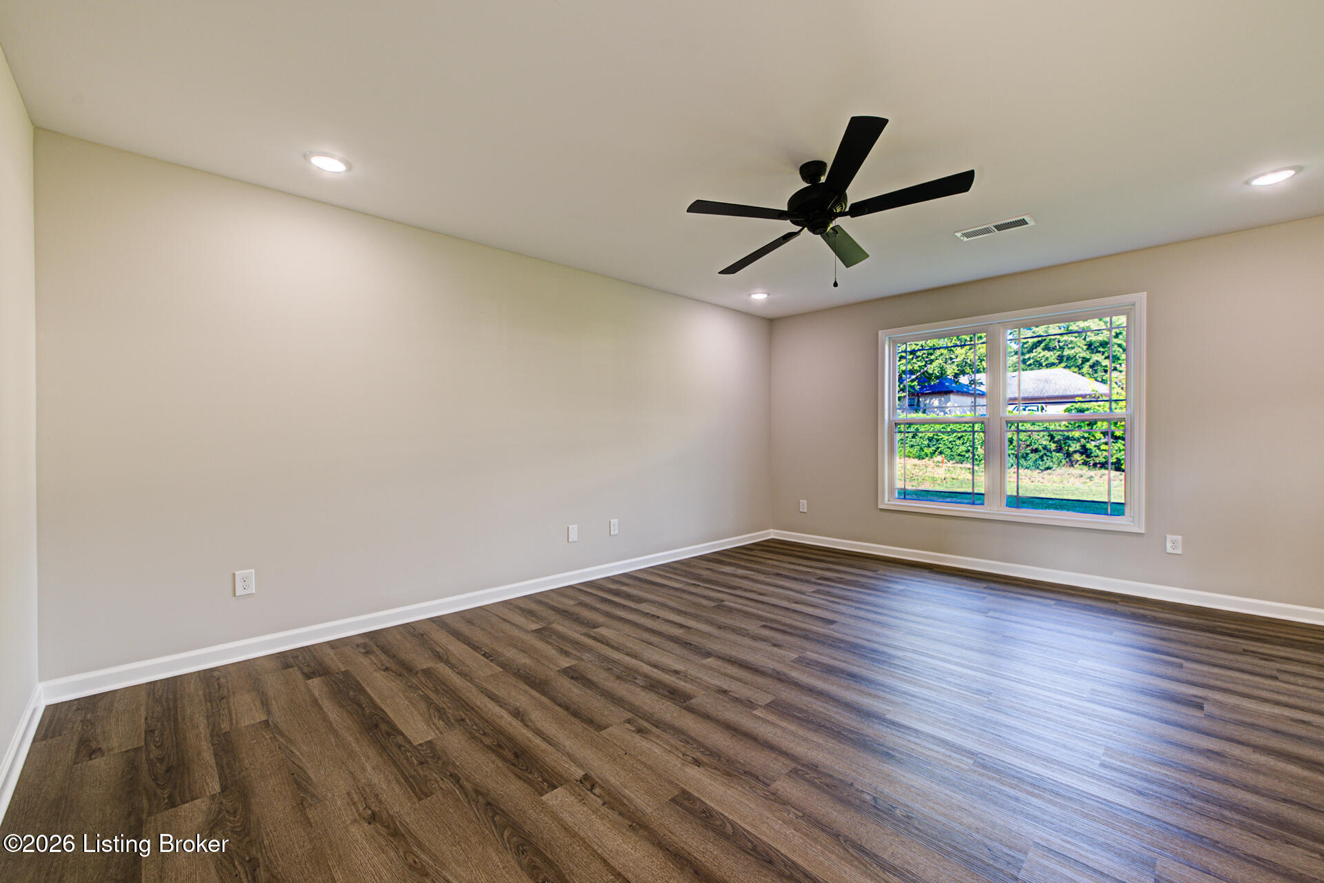 7217 Jacks Landing Property Photo 7
