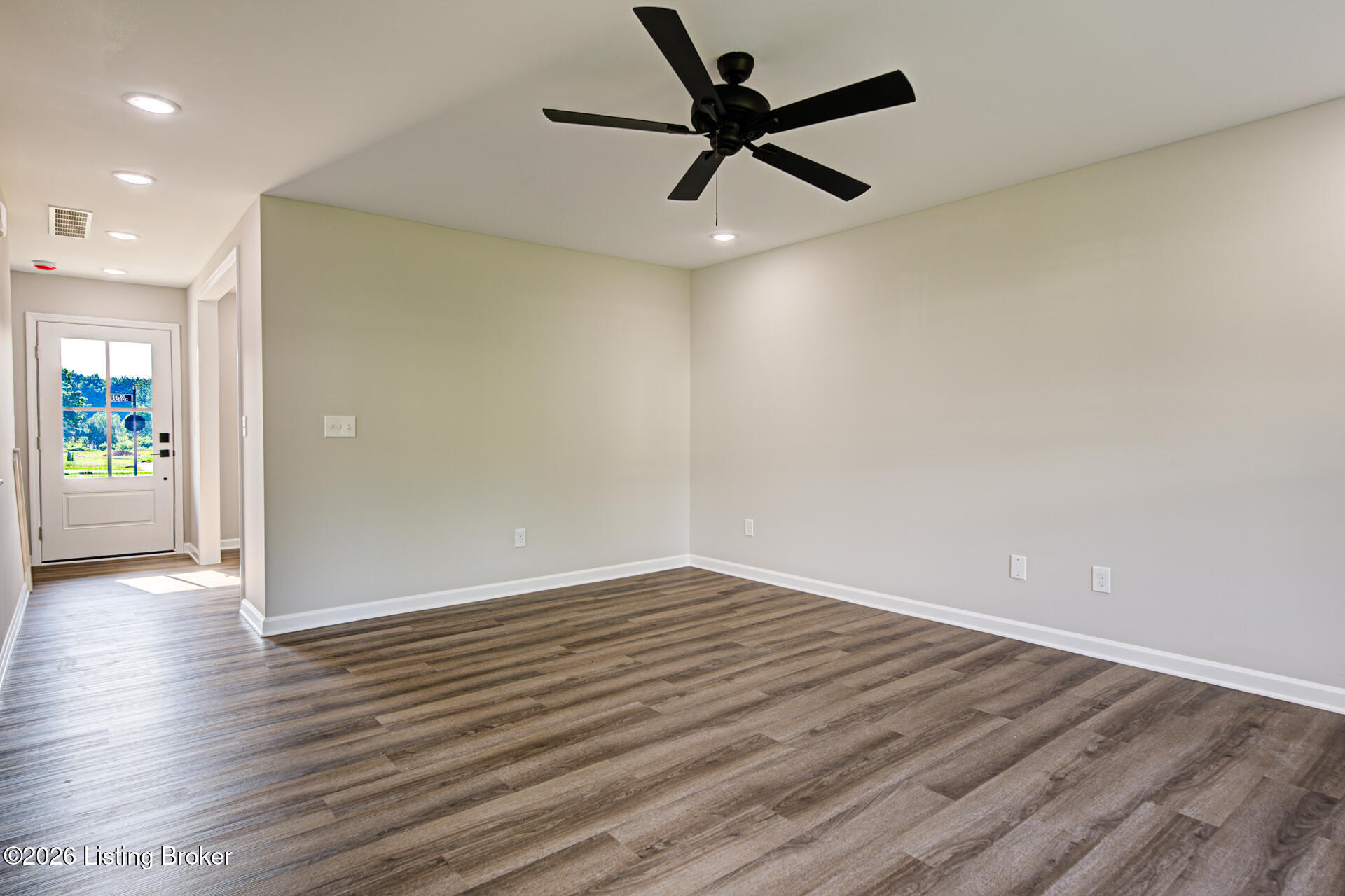 7217 Jacks Landing Property Photo 10