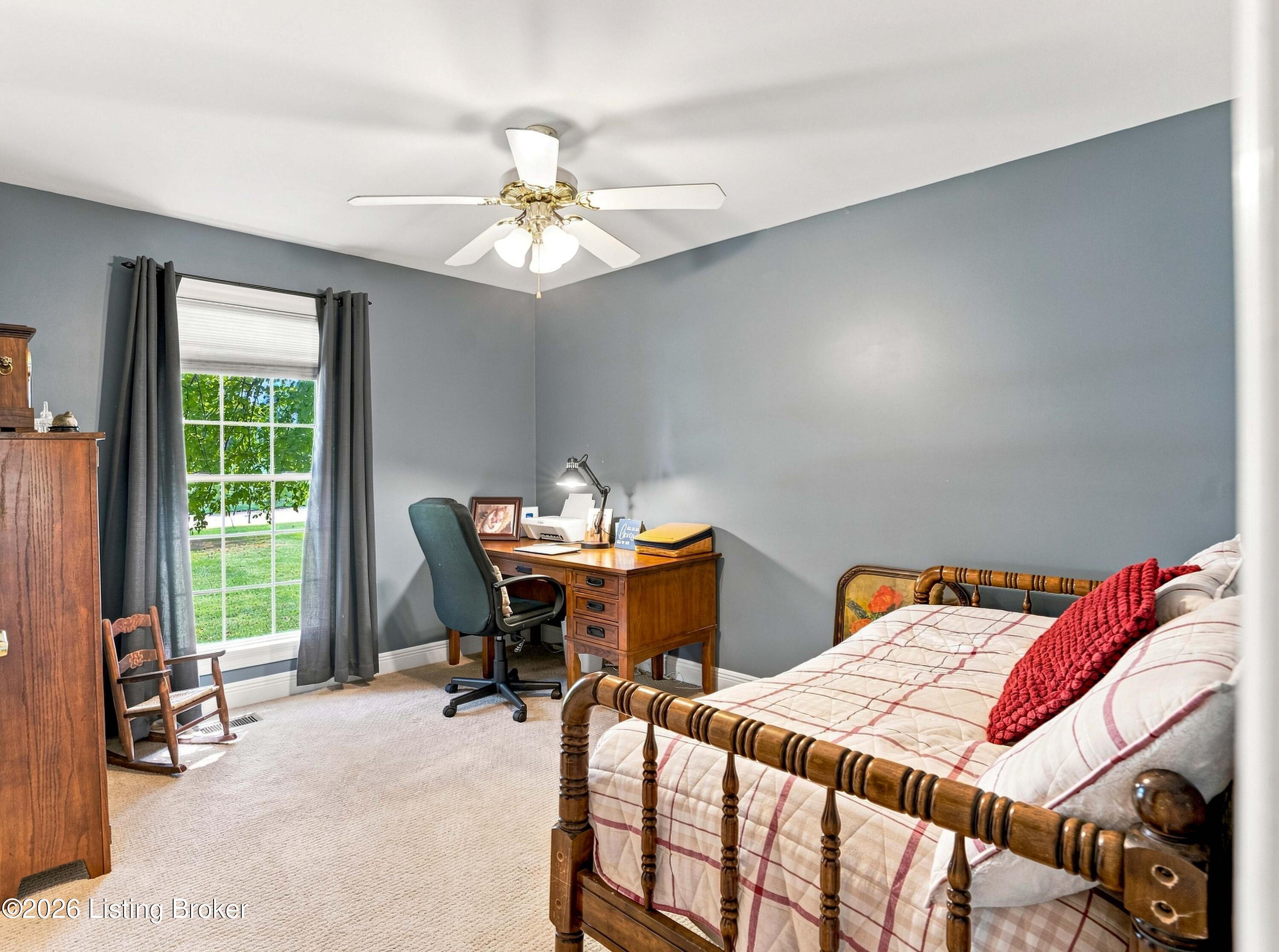 2900 Charleston Way Property Photo 23