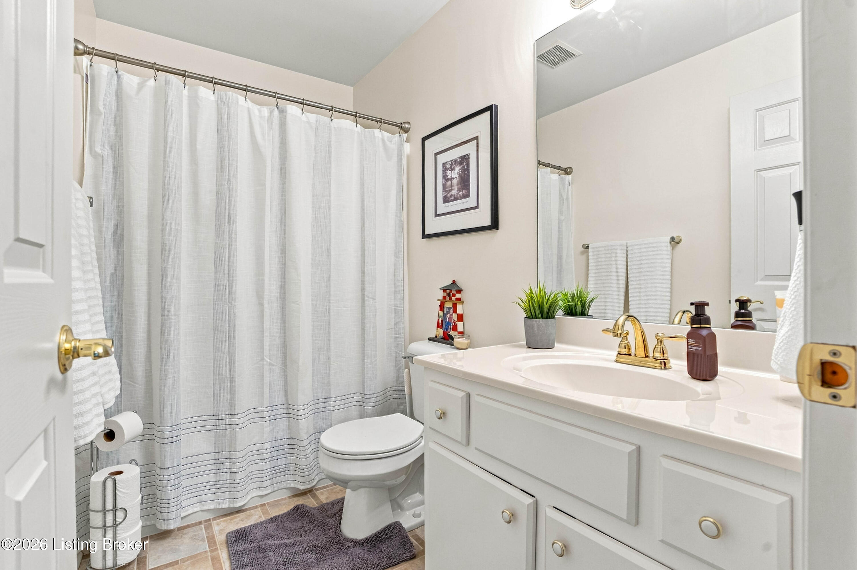 2900 Charleston Way Property Photo 27