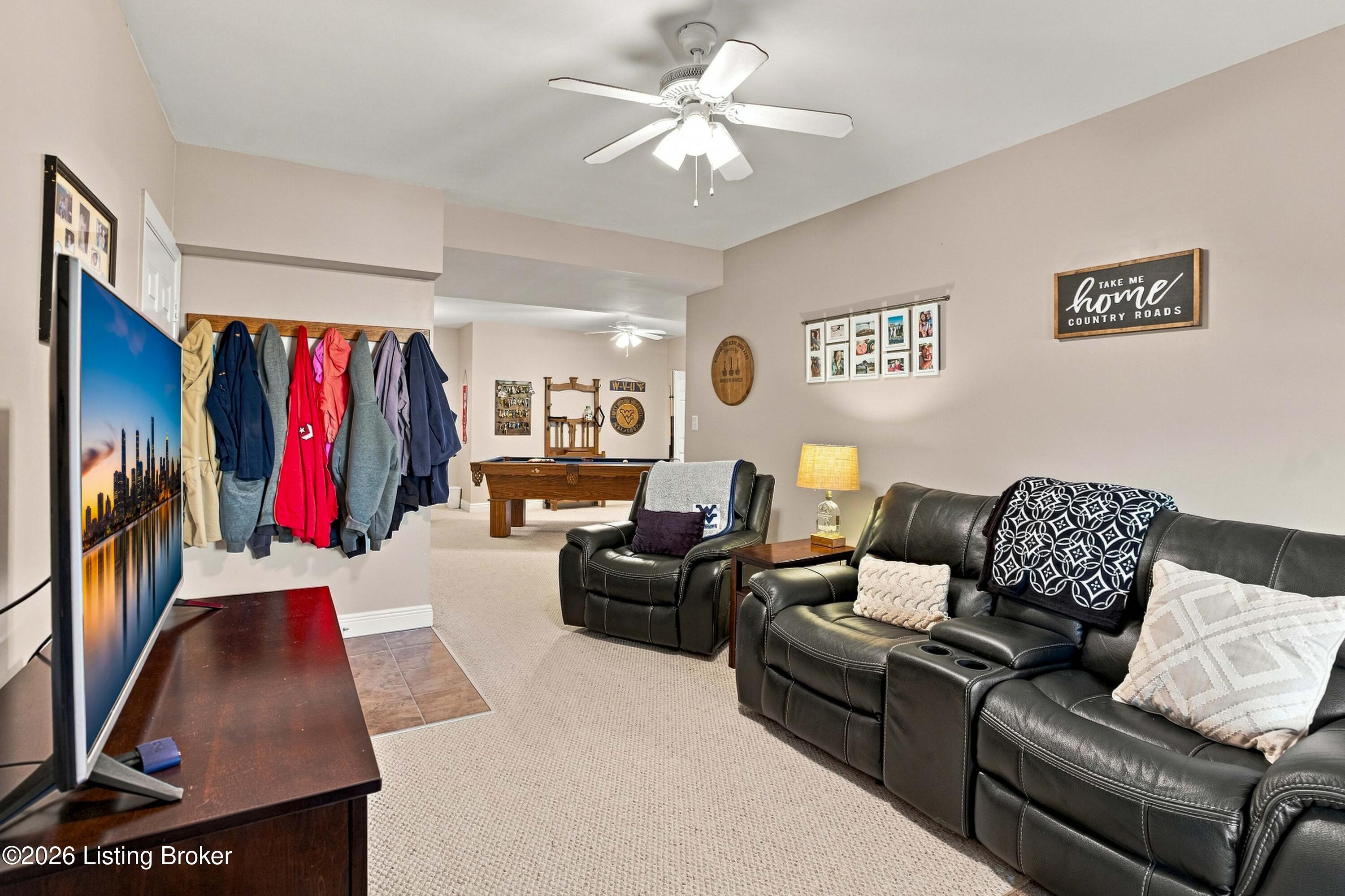2900 Charleston Way Property Photo 30