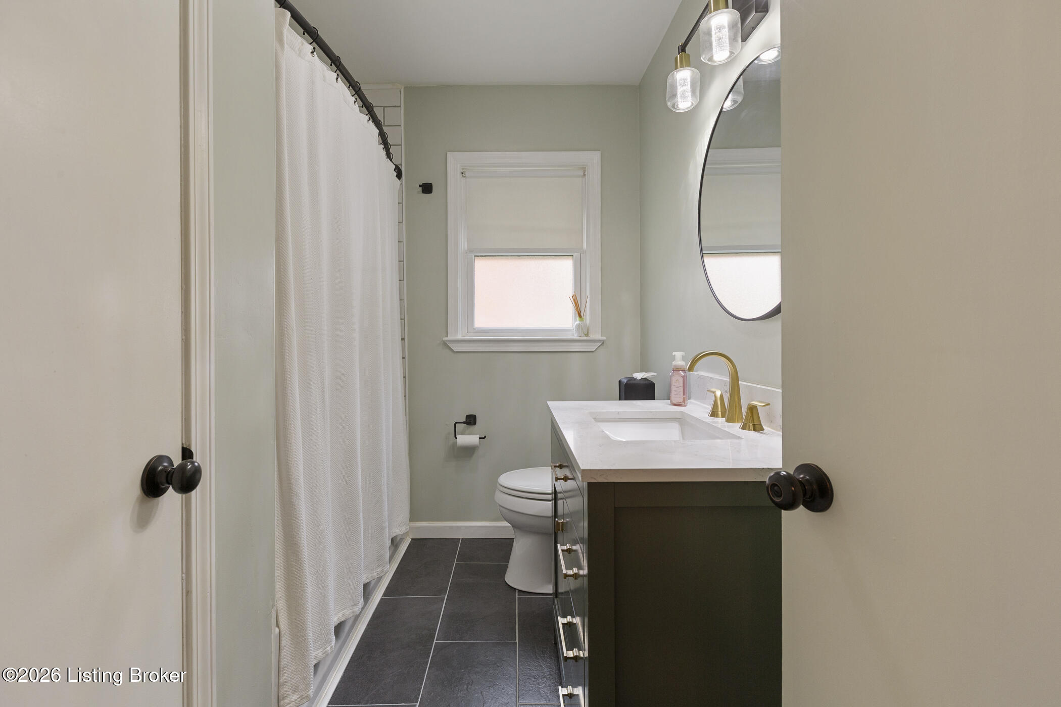 8800 Charing Cross Rd Property Photo 22