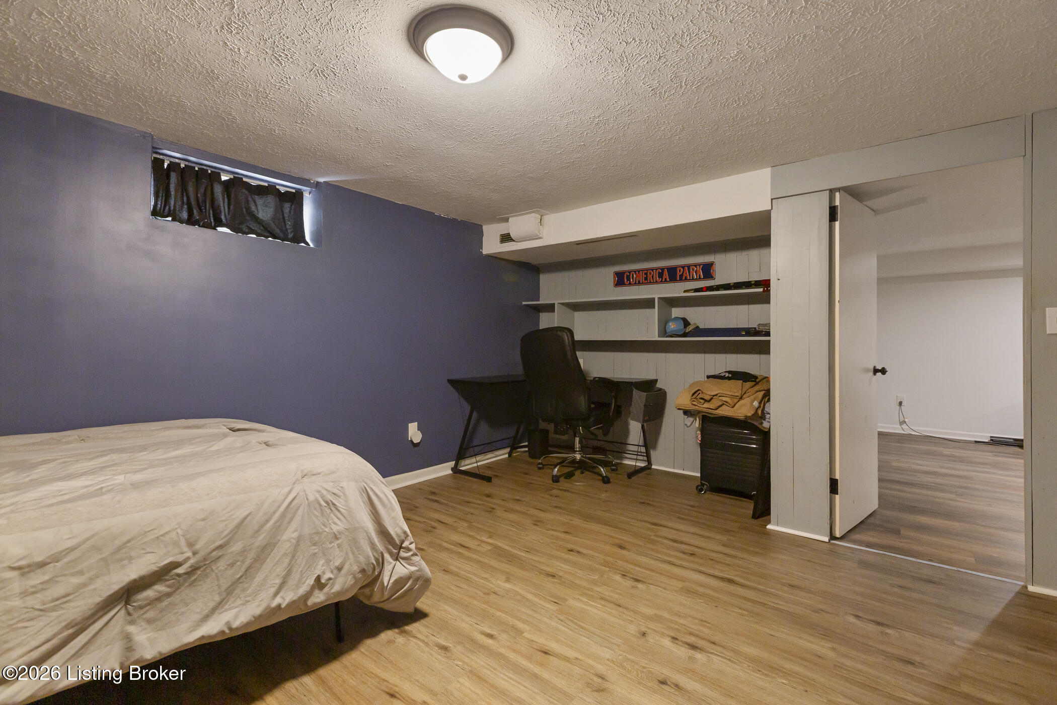 8800 Charing Cross Rd Property Photo 31