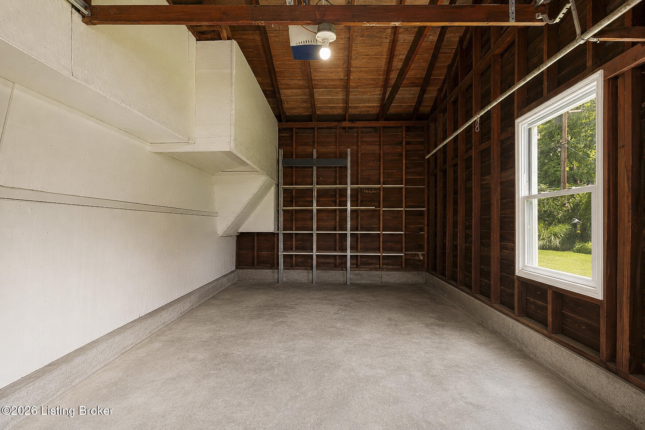 8800 Charing Cross Rd Property Photo 37