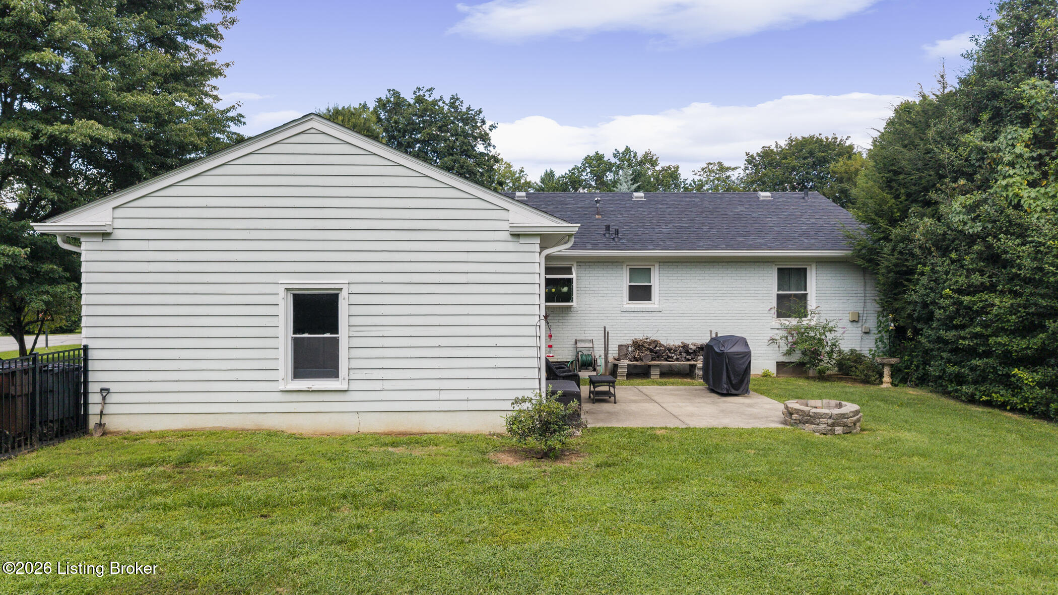 8800 Charing Cross Rd Property Photo 44