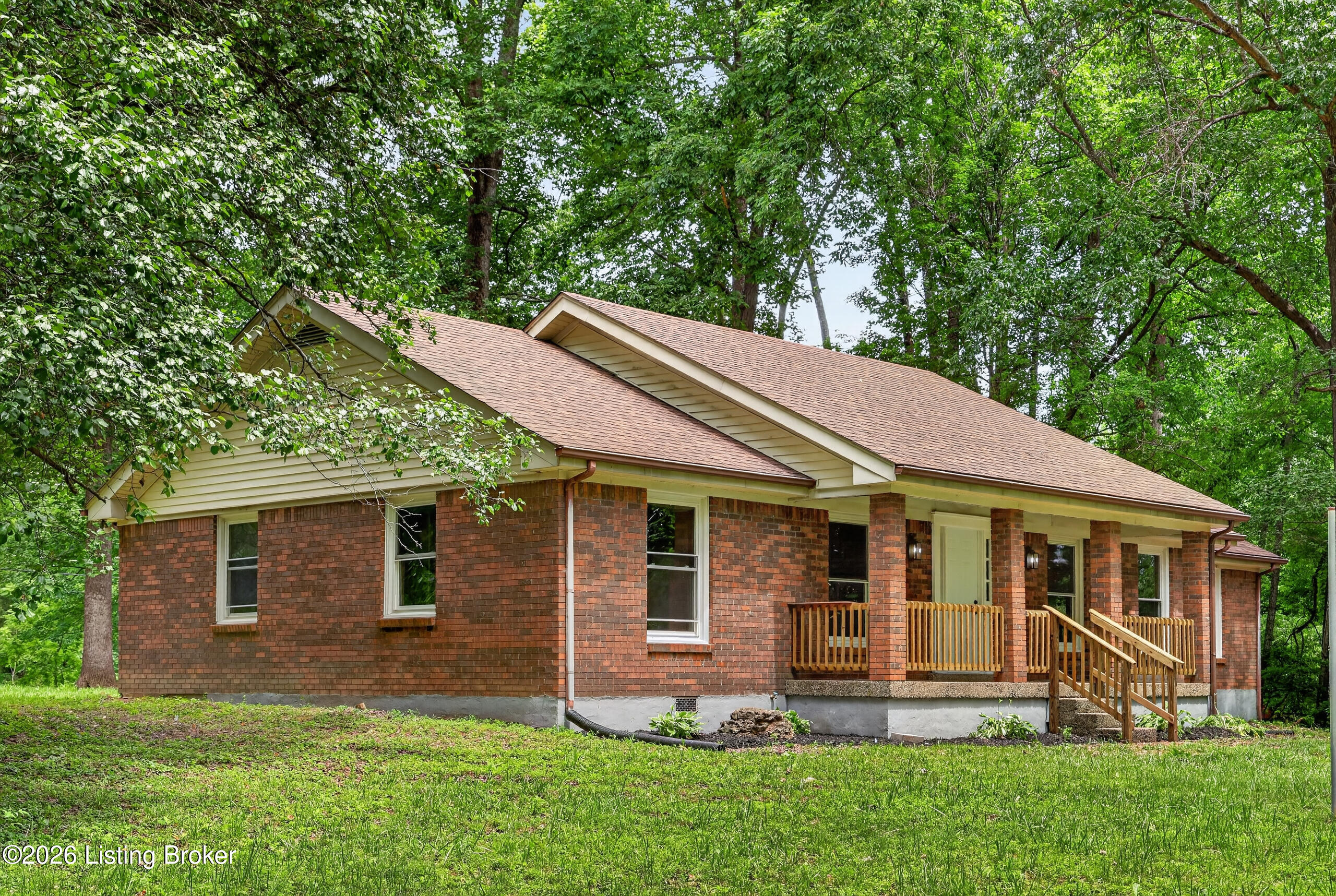 251 Colyer Ln Property Photo 45