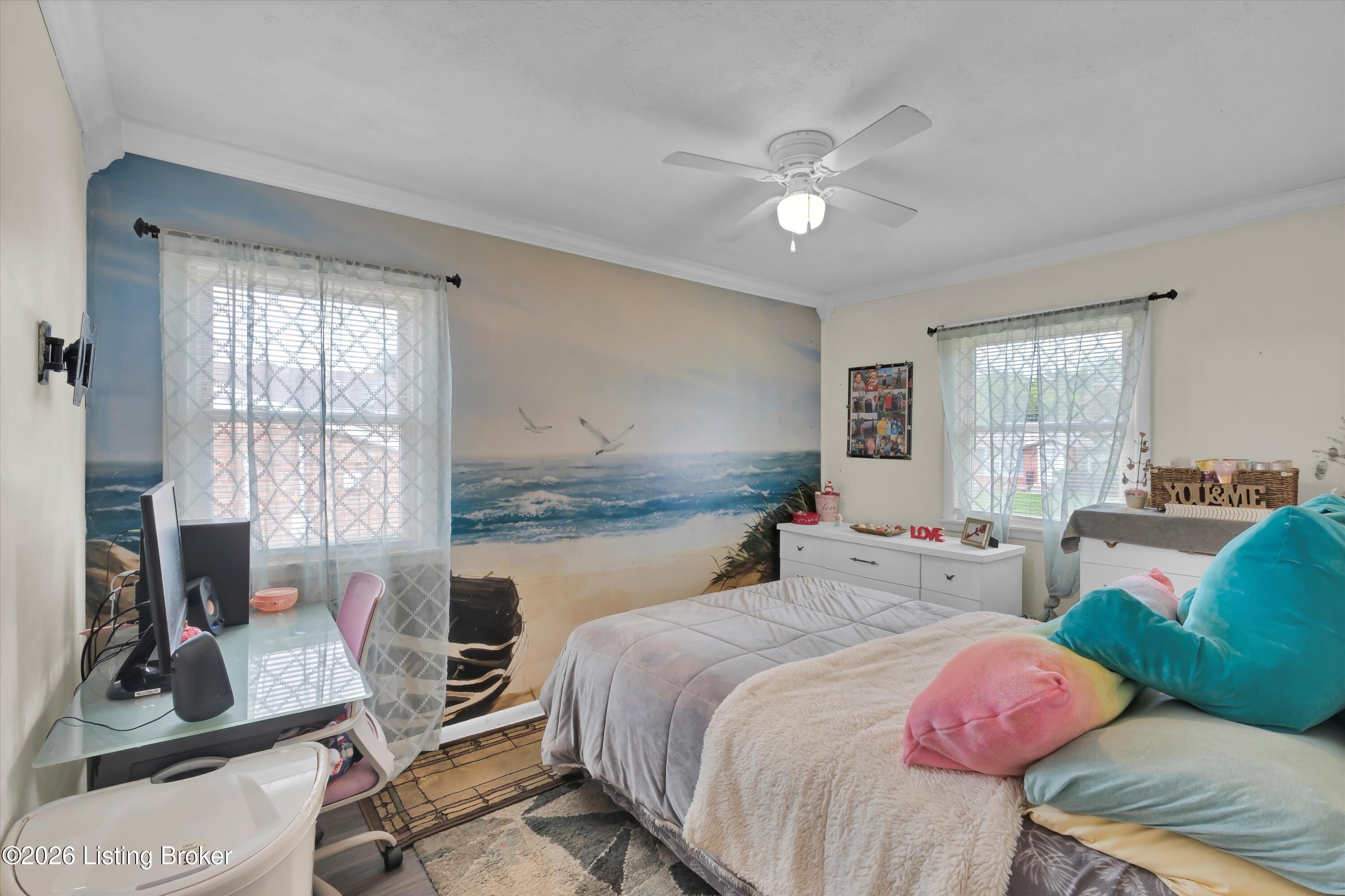8014 Broadfern Dr Property Photo 17