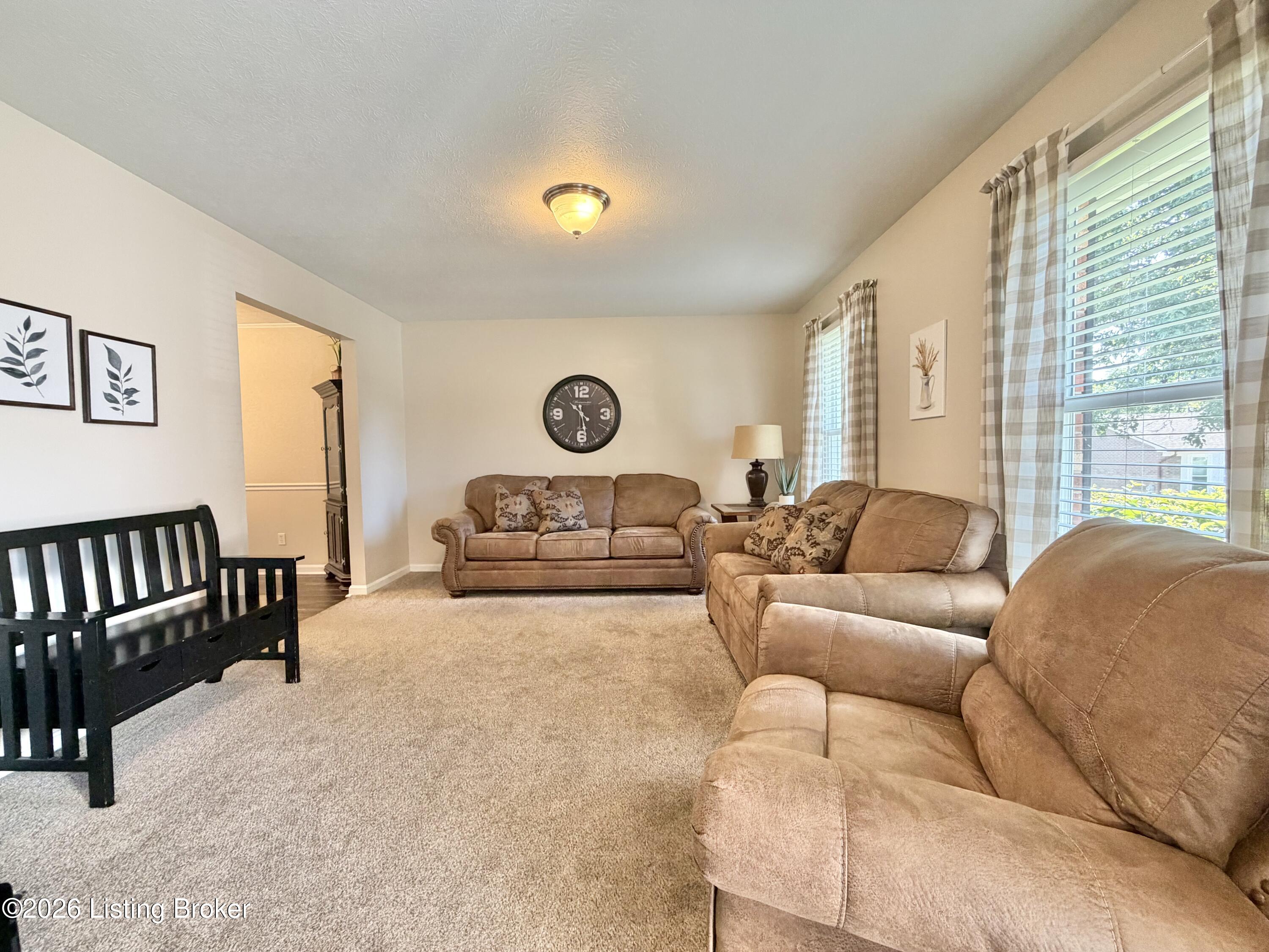 8907 Bobrader Ct Property Photo 3