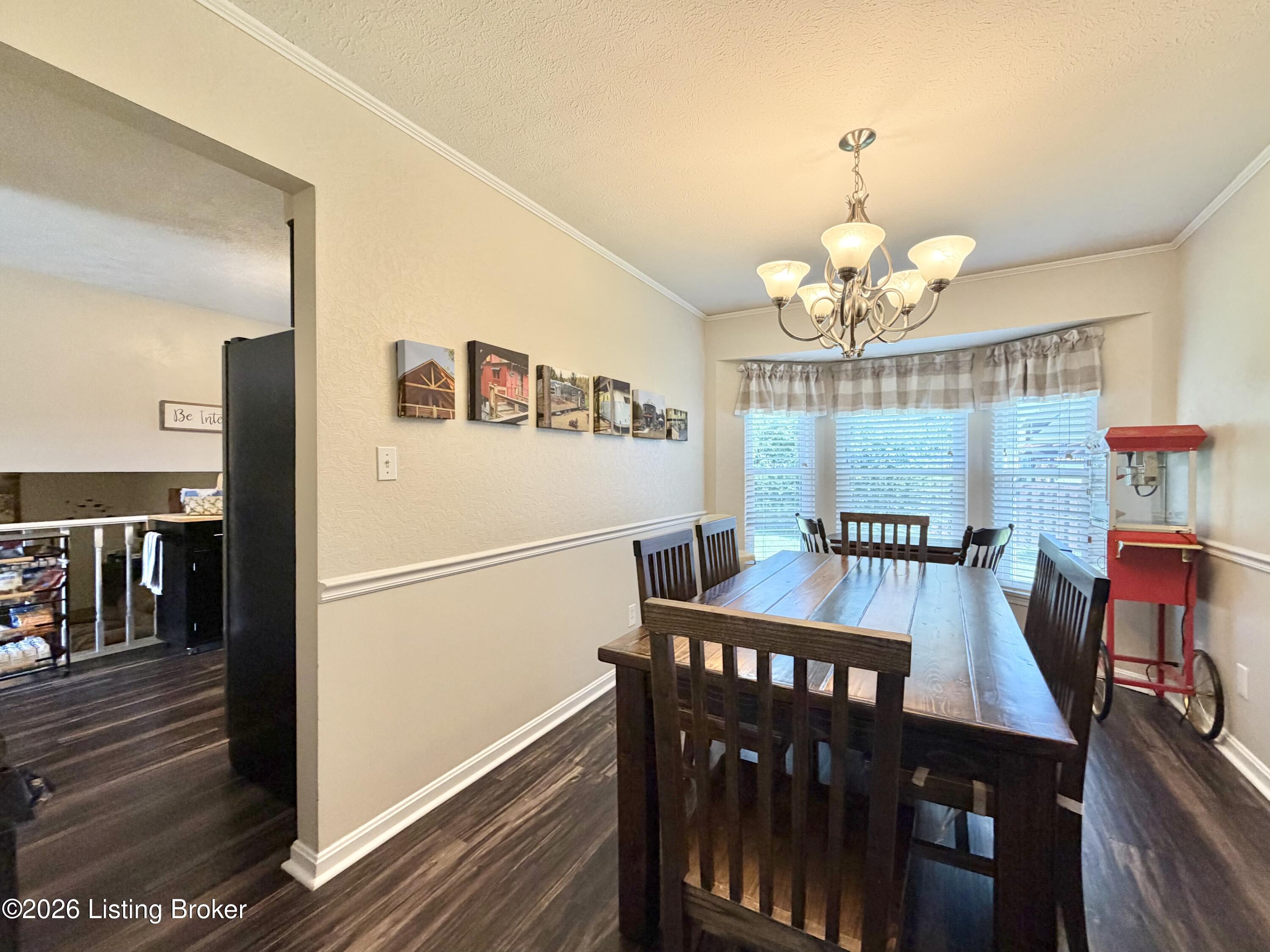 8907 Bobrader Ct Property Photo 6