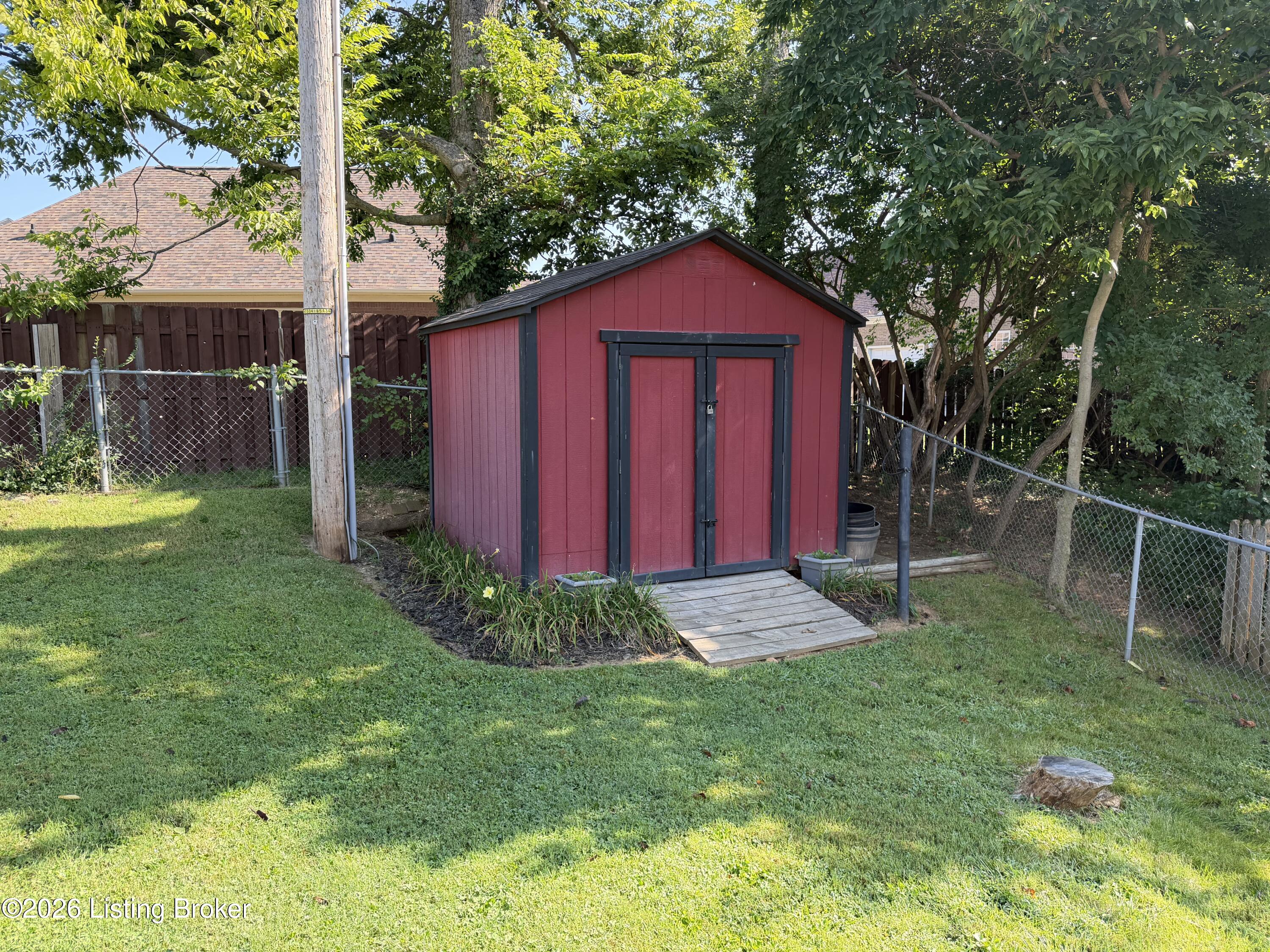 8907 Bobrader Ct Property Photo 24