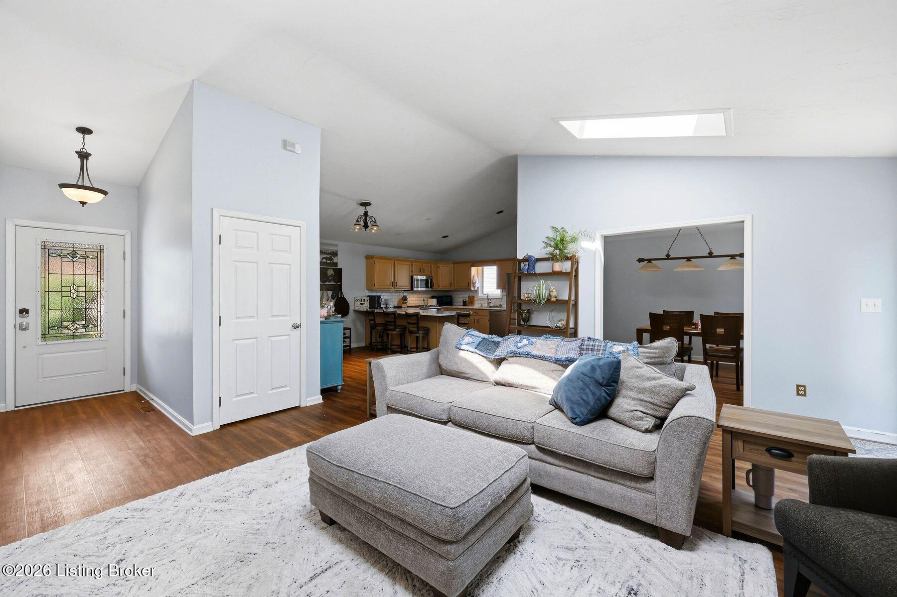 12404 Brightfield Dr Property Photo 6