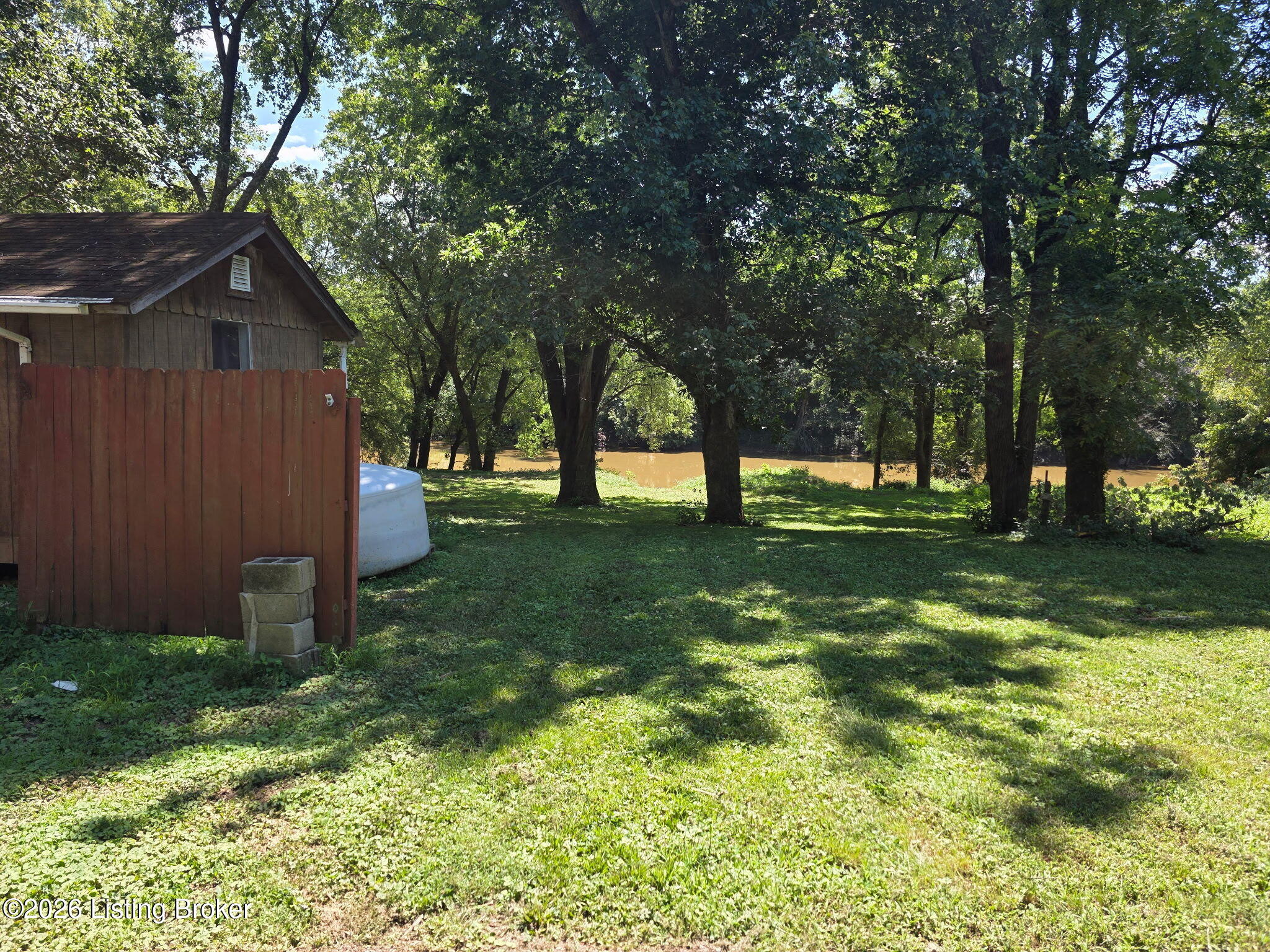 15 Riverport Rd Property Photo 3