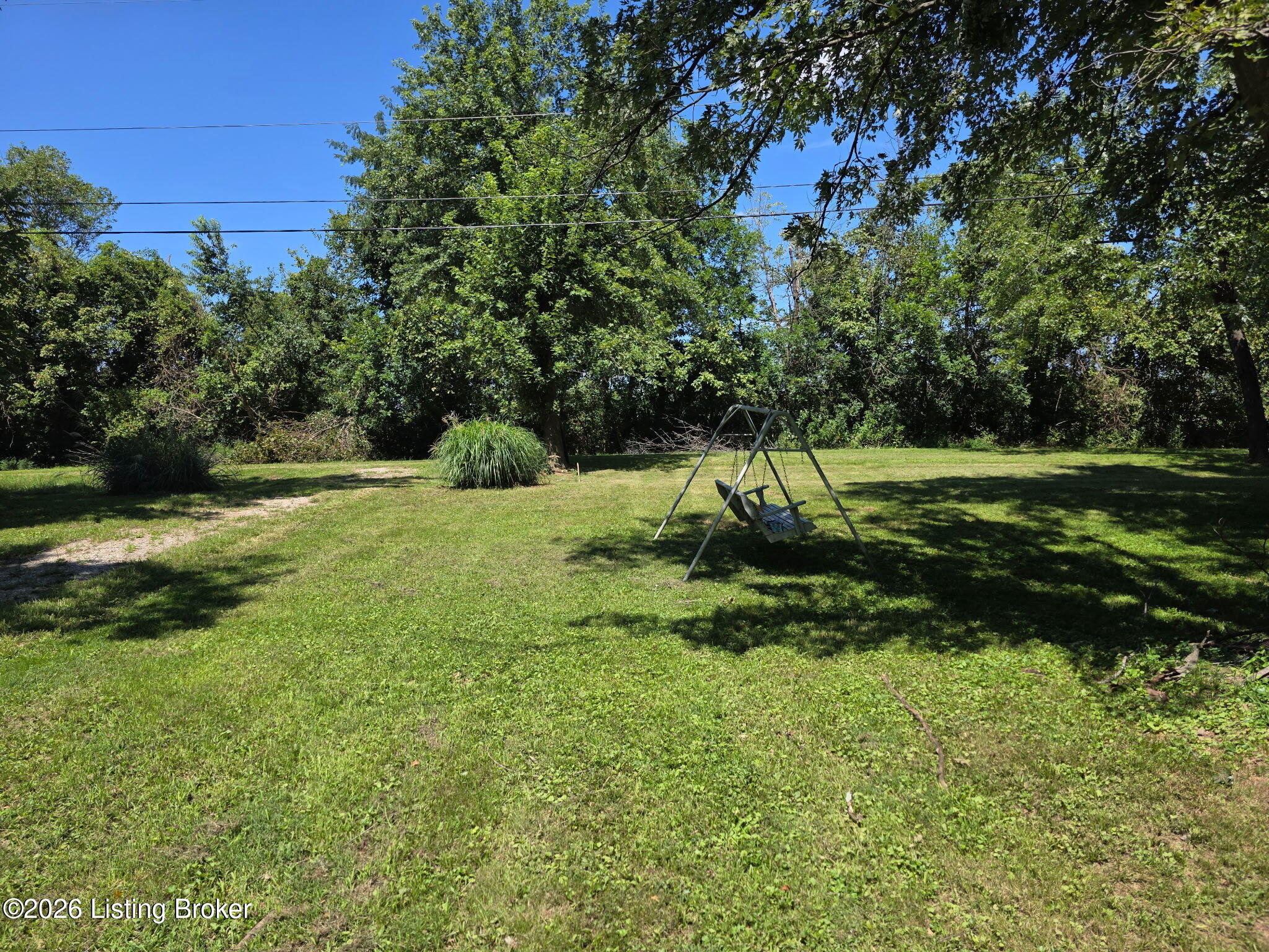 15 Riverport Rd Property Photo 5