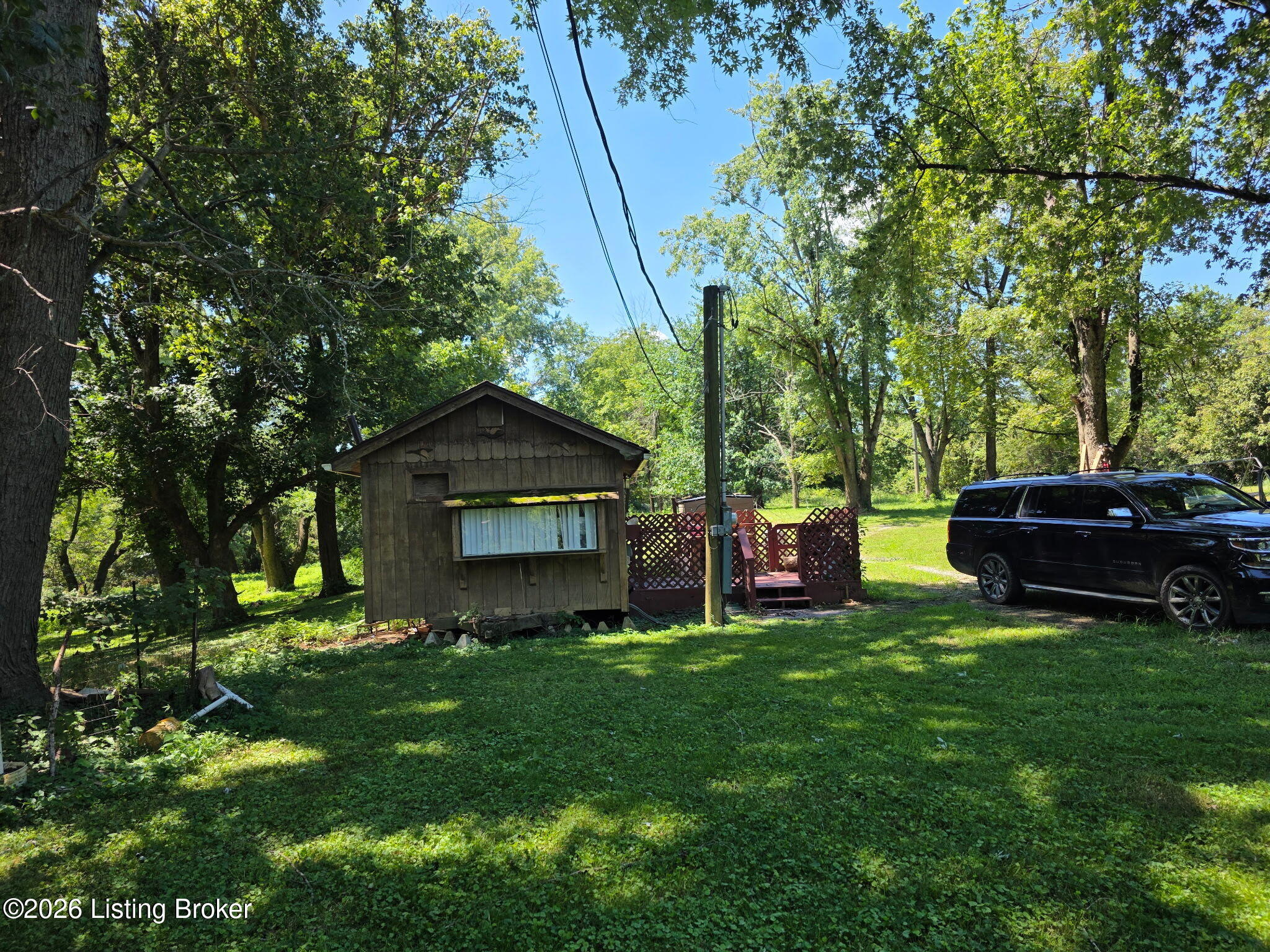 15 Riverport Rd Property Photo 6