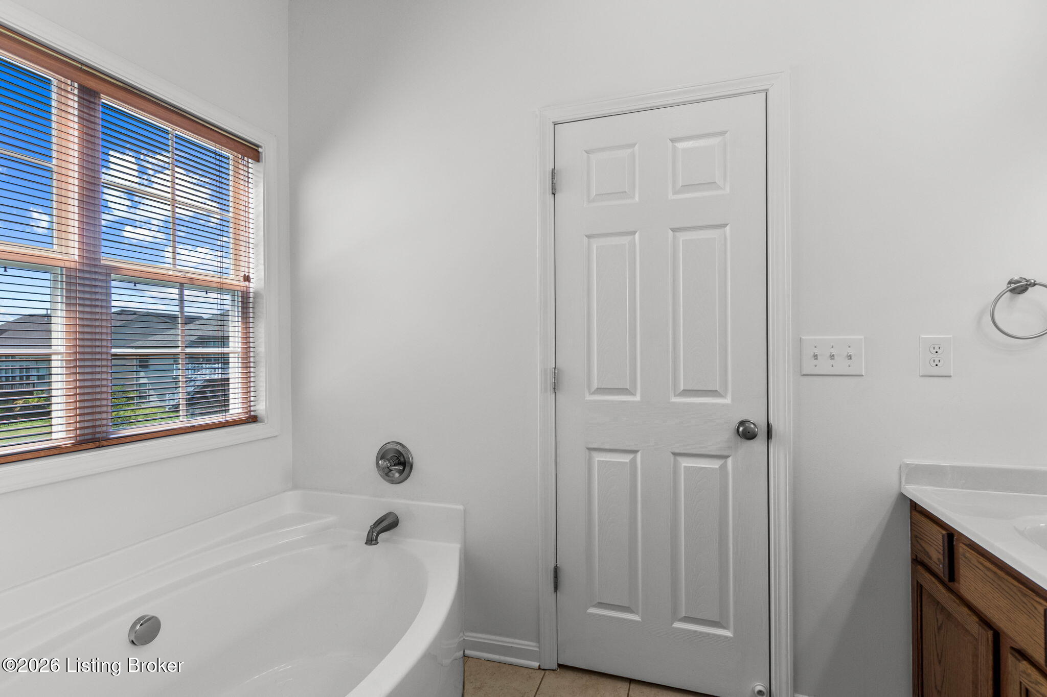 11911 Washington Green Rd Property Photo 15
