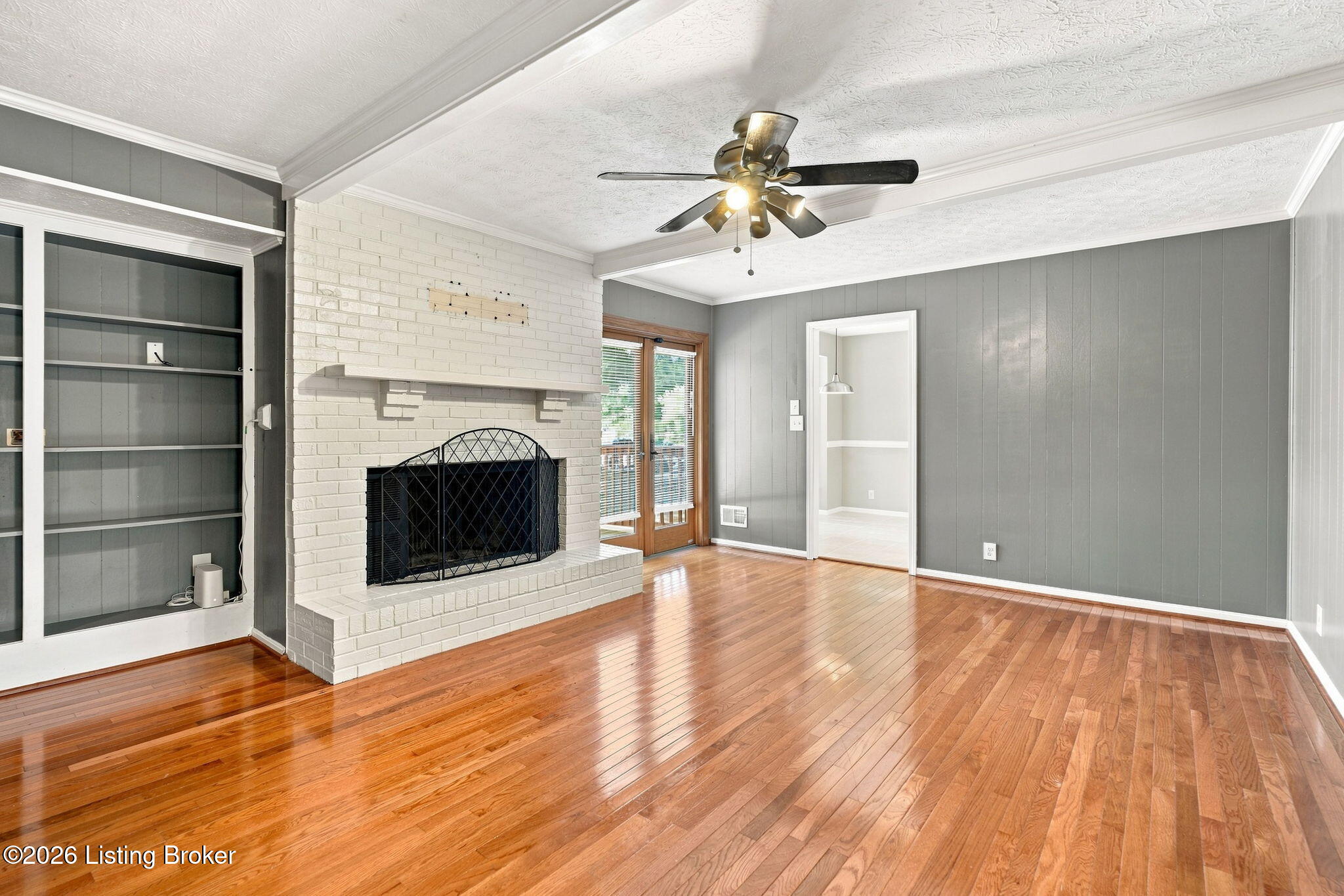 1000 Cliffwood Dr Property Photo 17