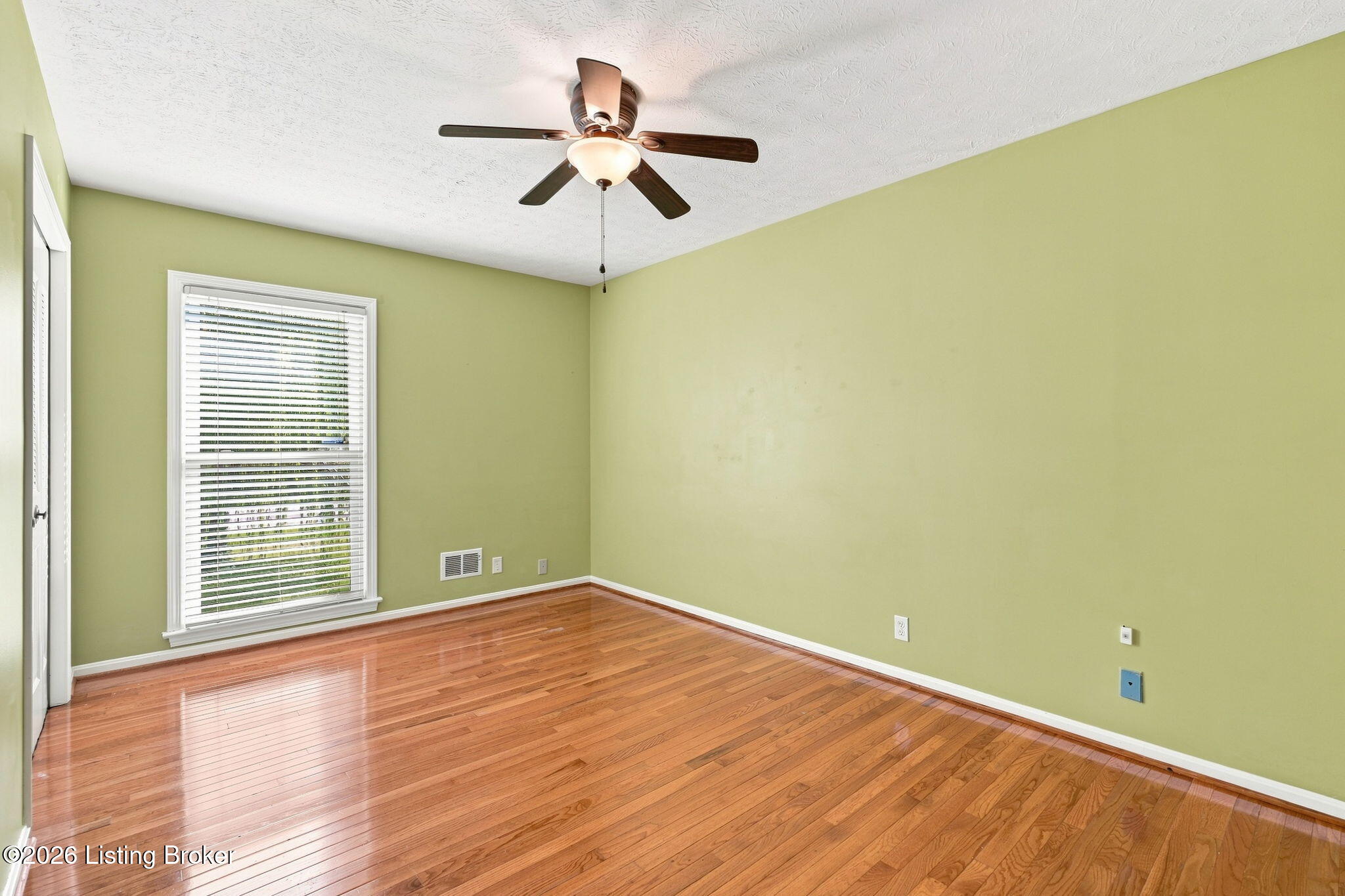 1000 Cliffwood Dr Property Photo 23