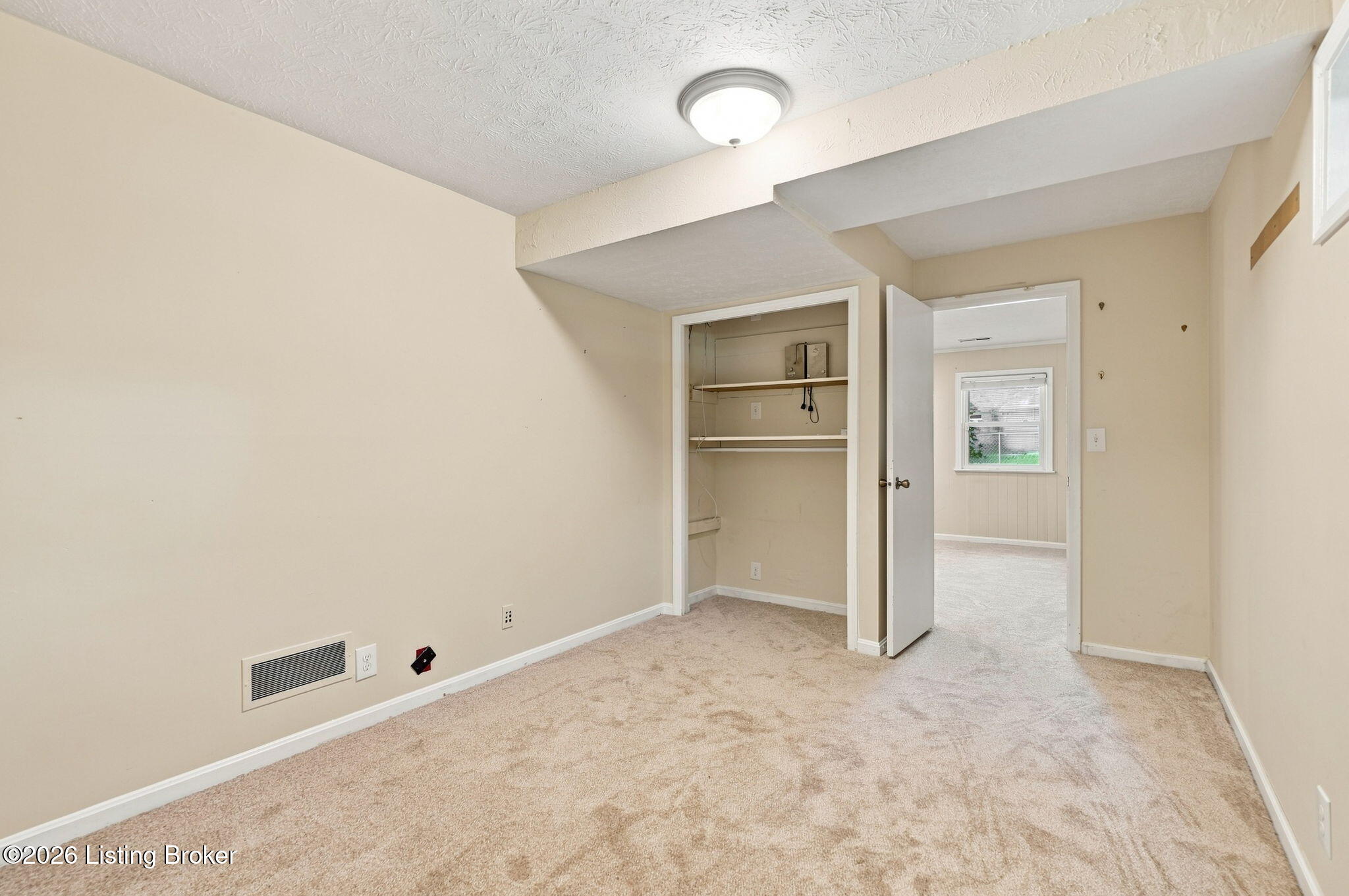 1000 Cliffwood Dr Property Photo 34