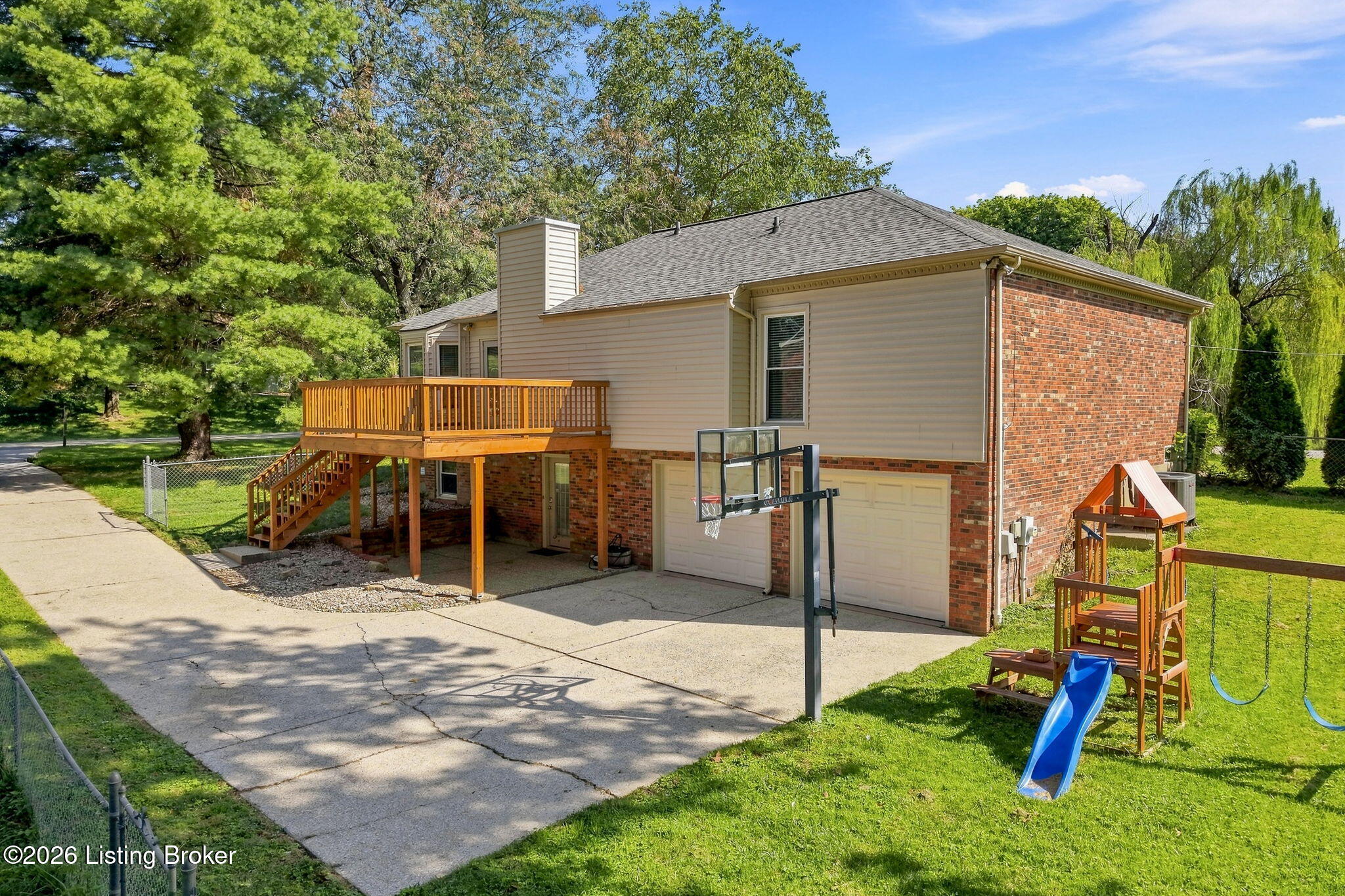 1000 Cliffwood Dr Property Photo 39