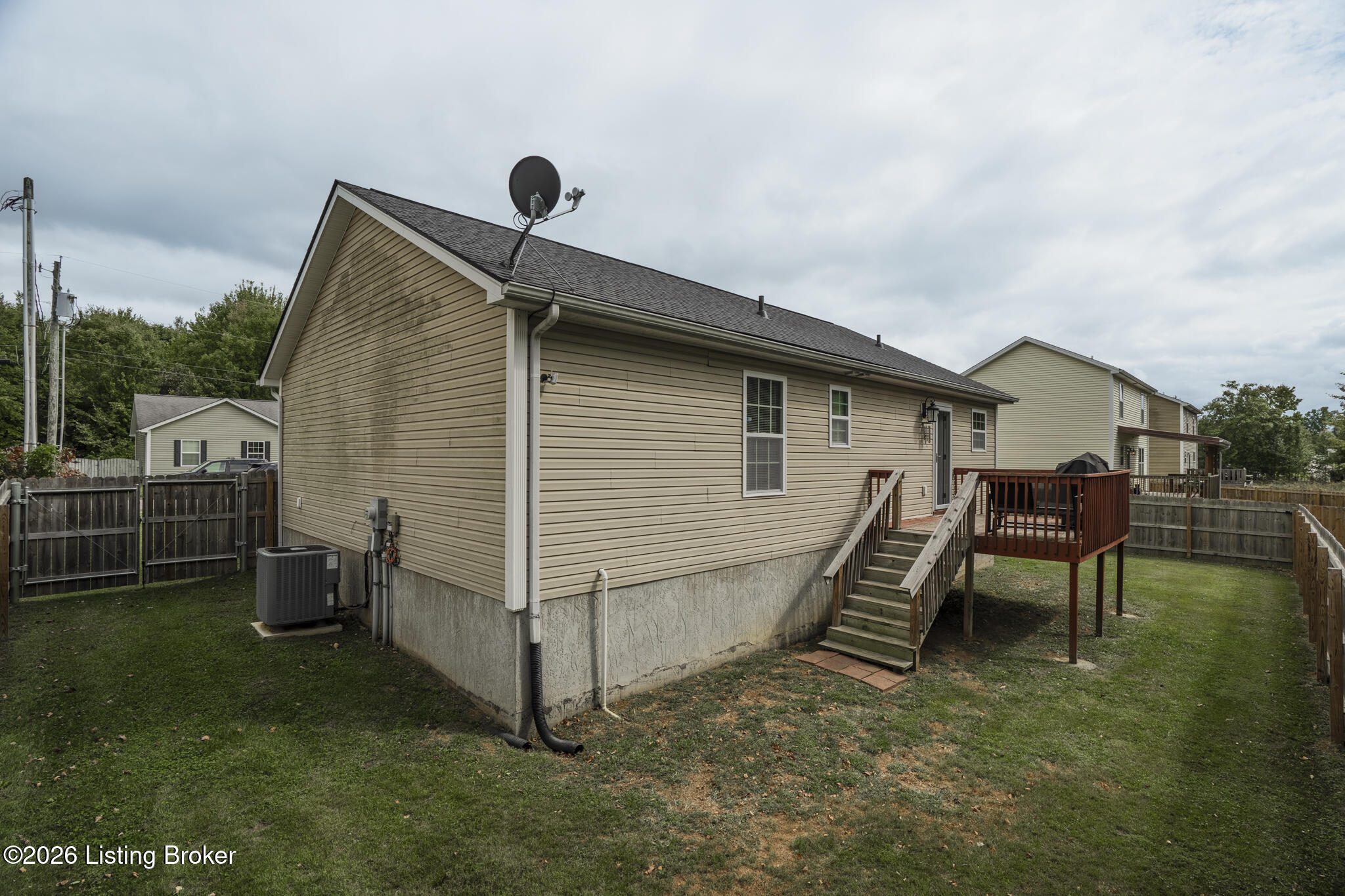 104 Ruby Ct Property Photo 12